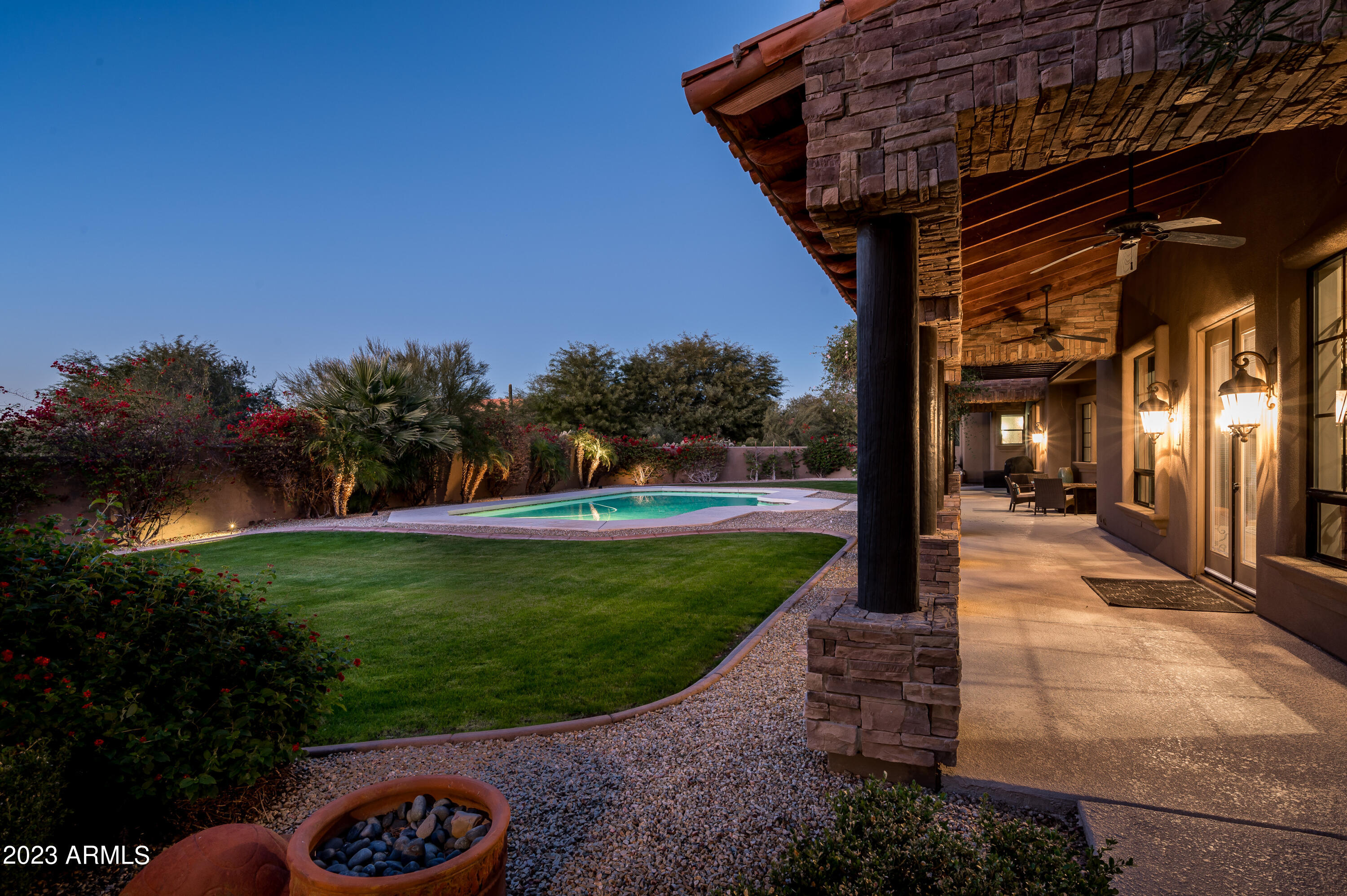 PINNACLE PARADISE - Residential