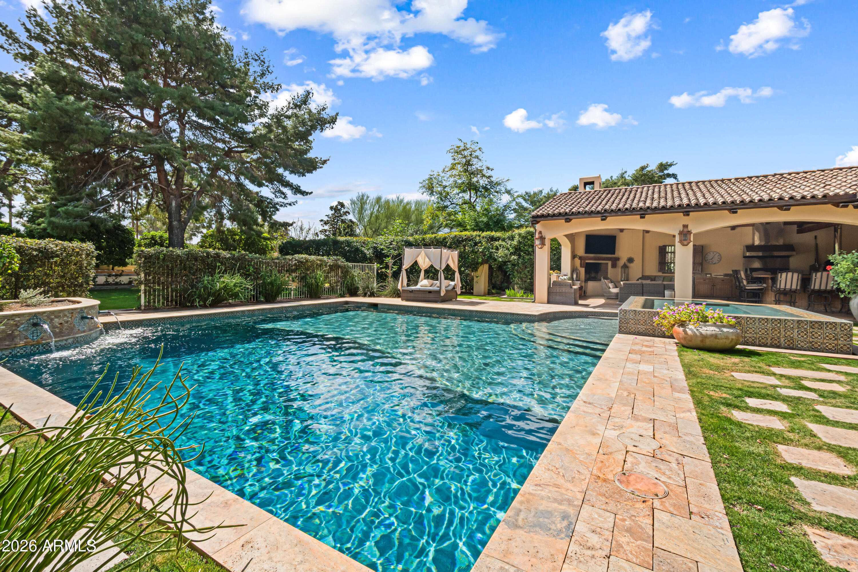 Paradise Park Trails - Residential