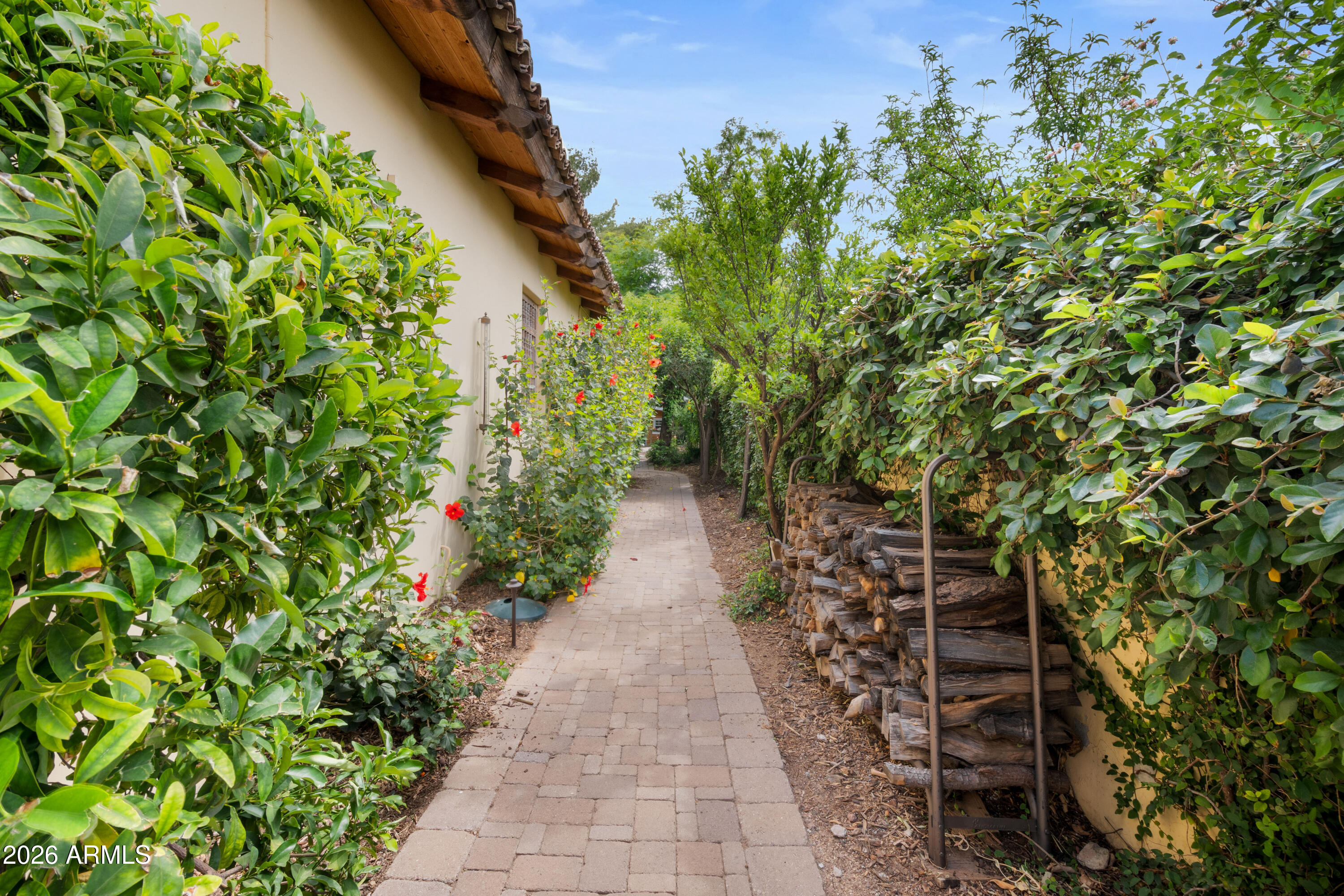 Paradise Park Trails - Residential