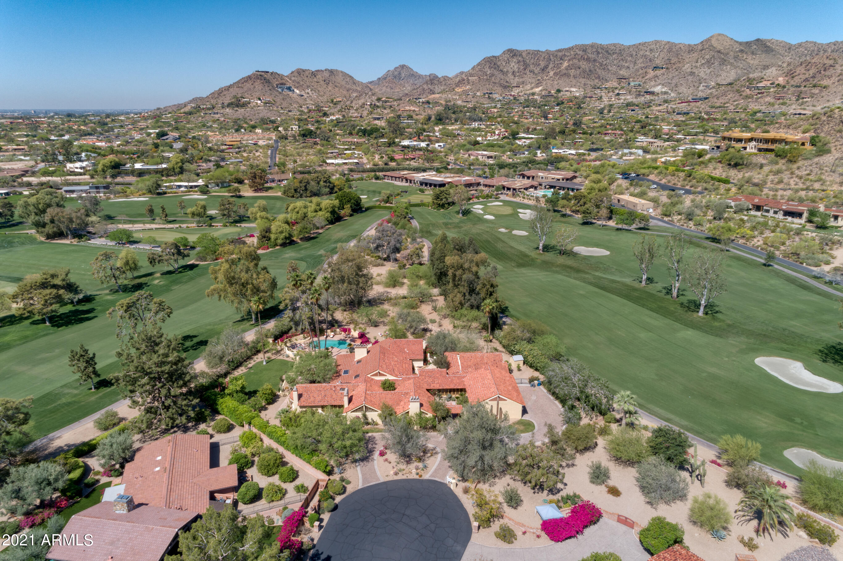 PARADISE HILLS - Residential