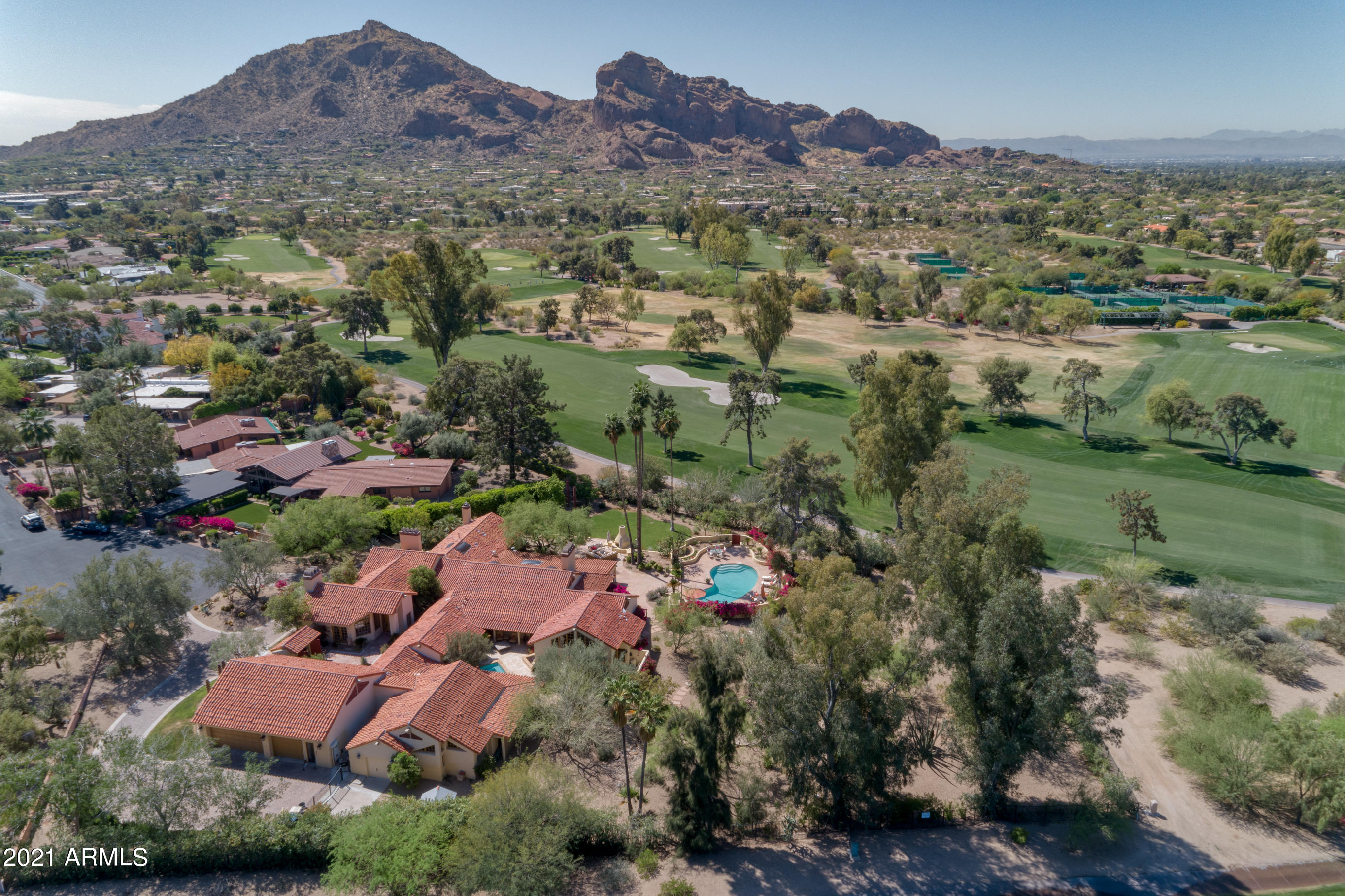 PARADISE HILLS - Residential