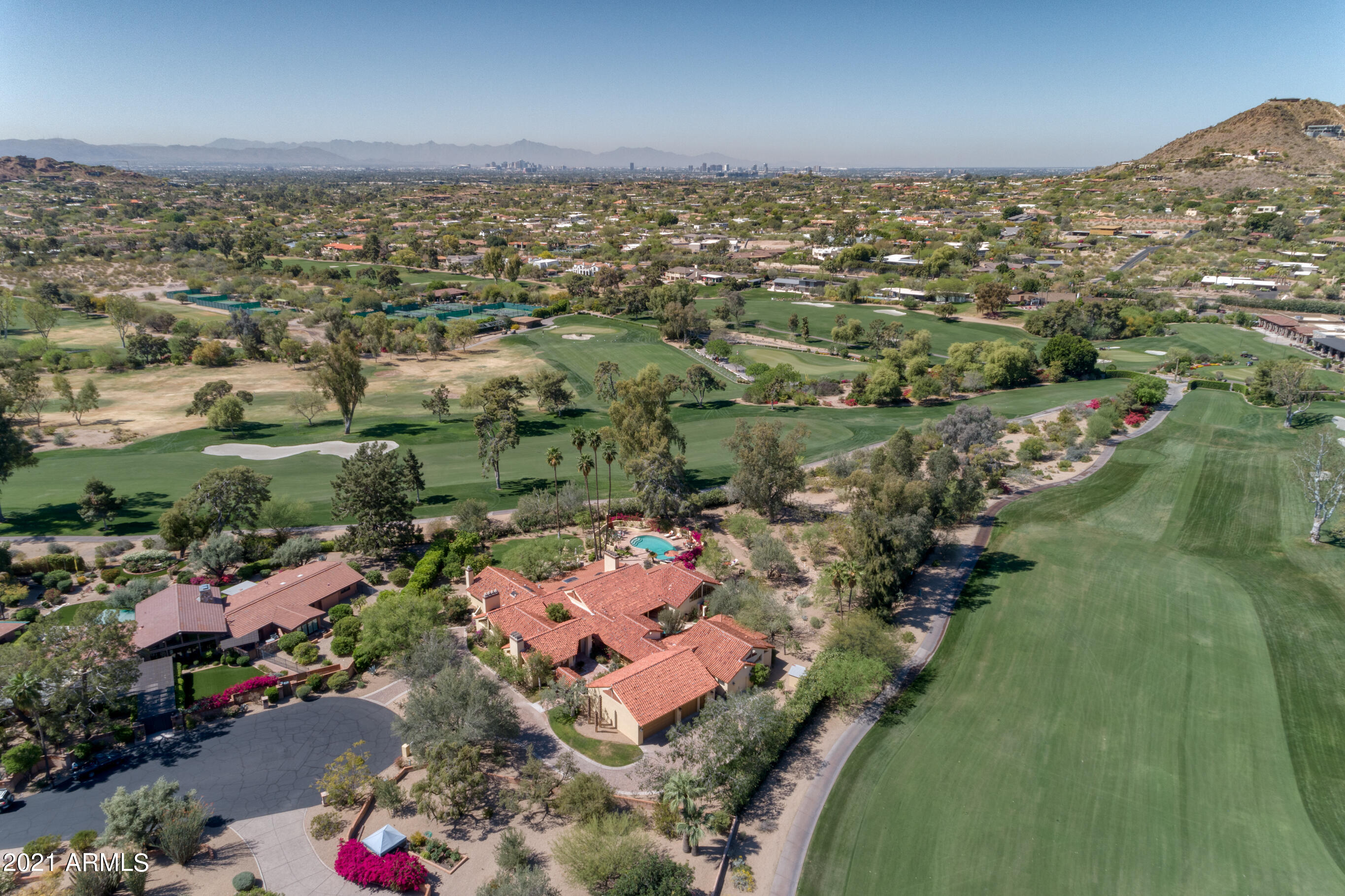 PARADISE HILLS - Residential