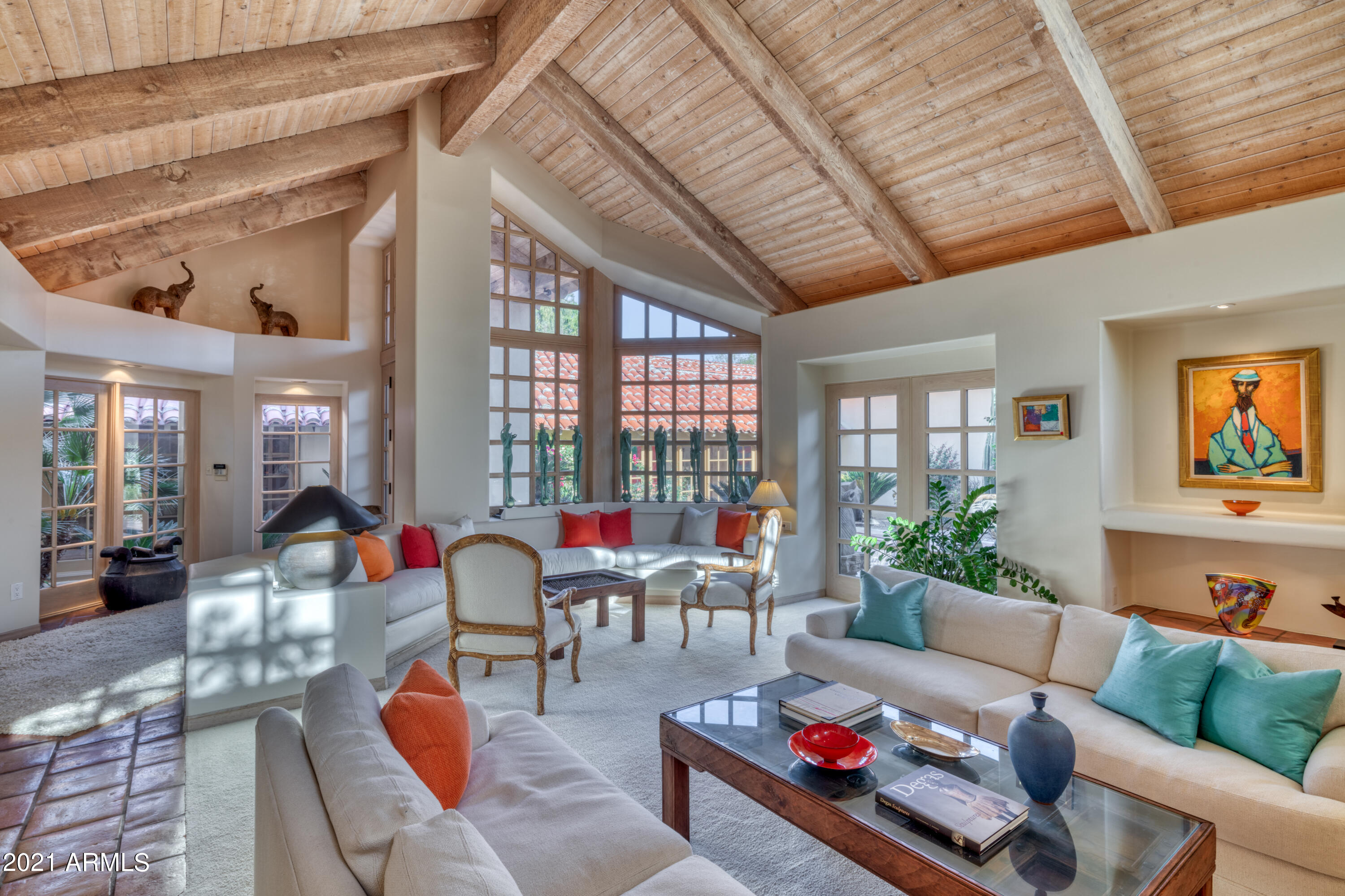 PARADISE HILLS - Residential