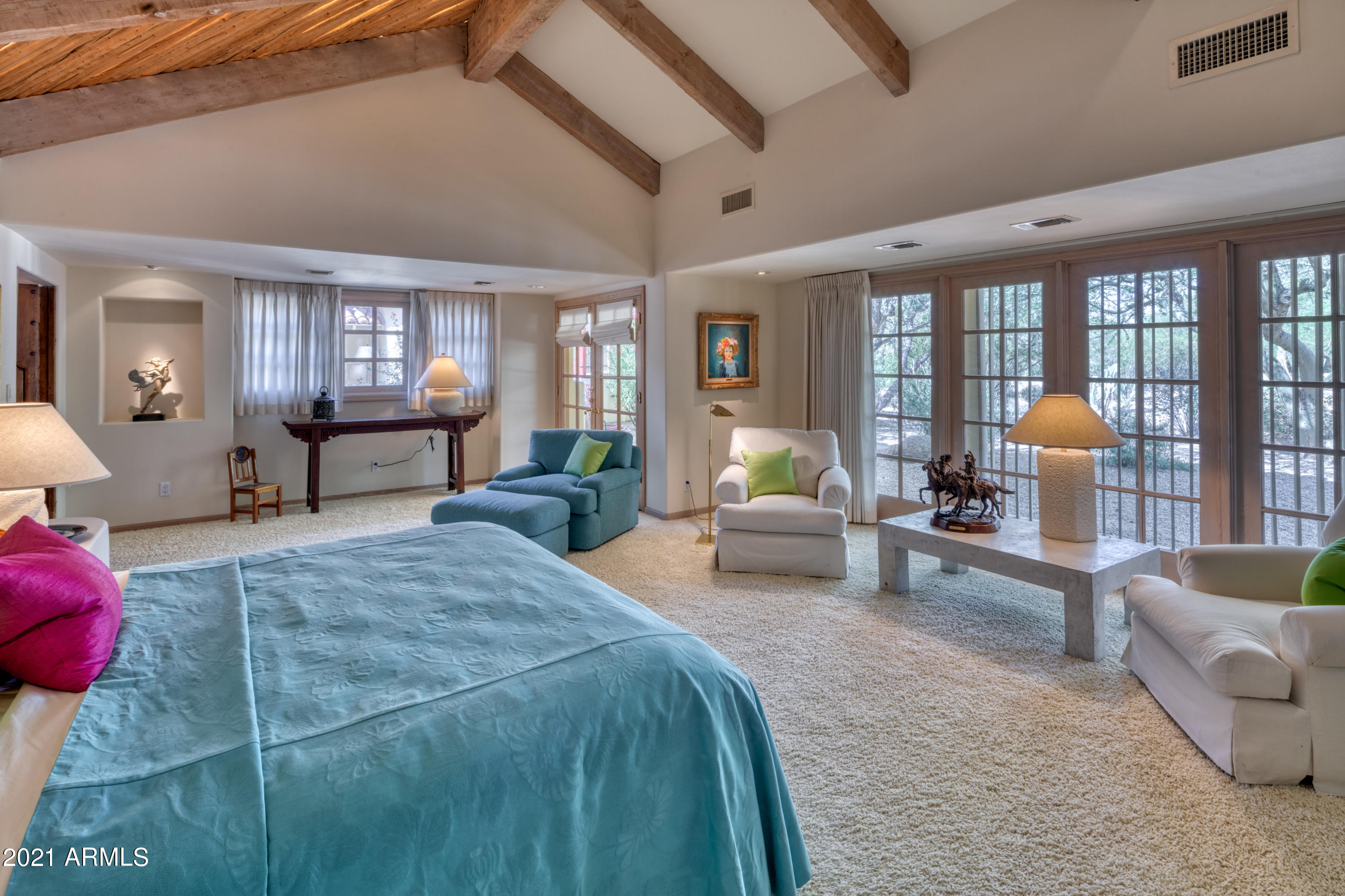 PARADISE HILLS - Residential