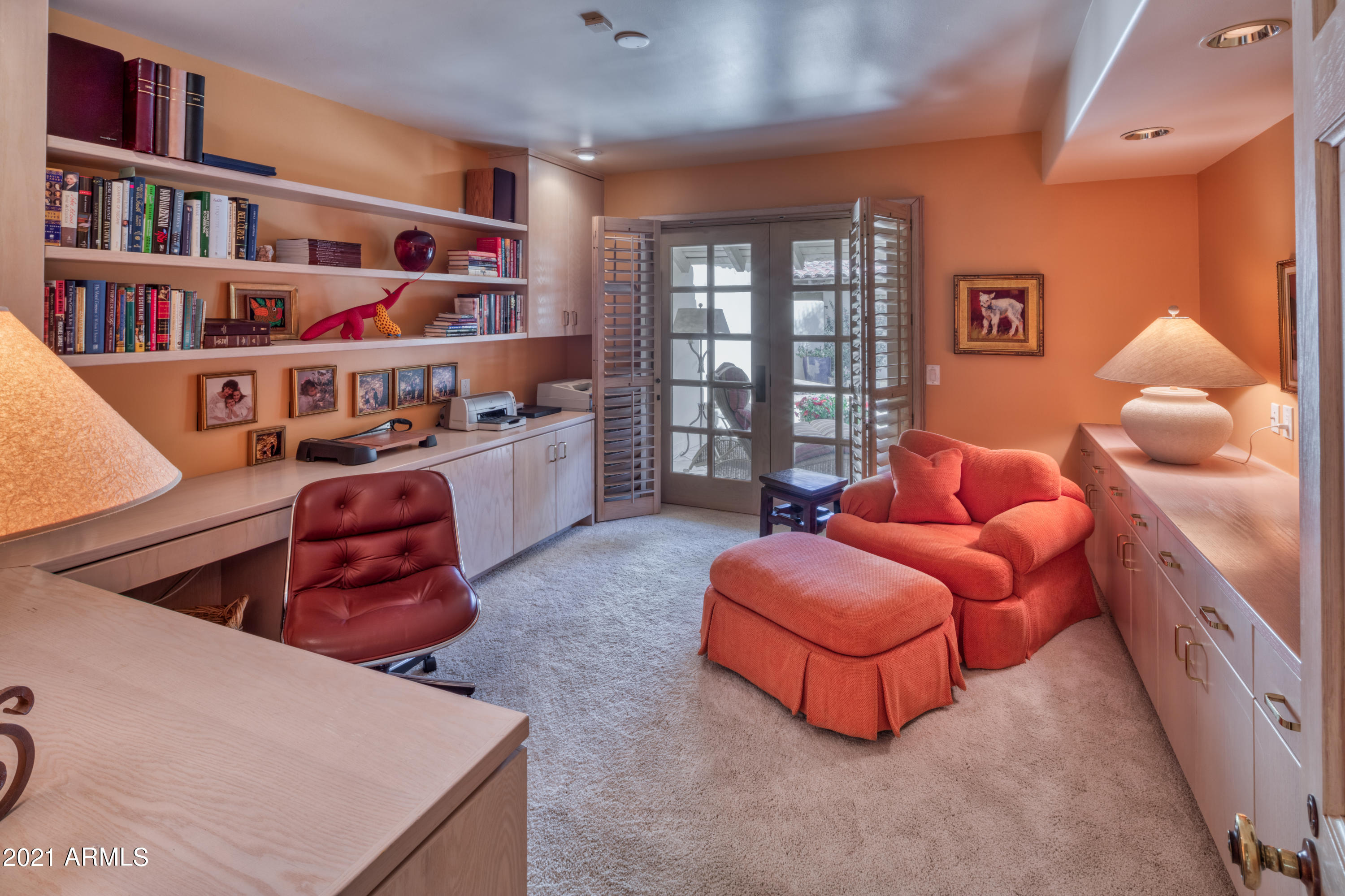PARADISE HILLS - Residential