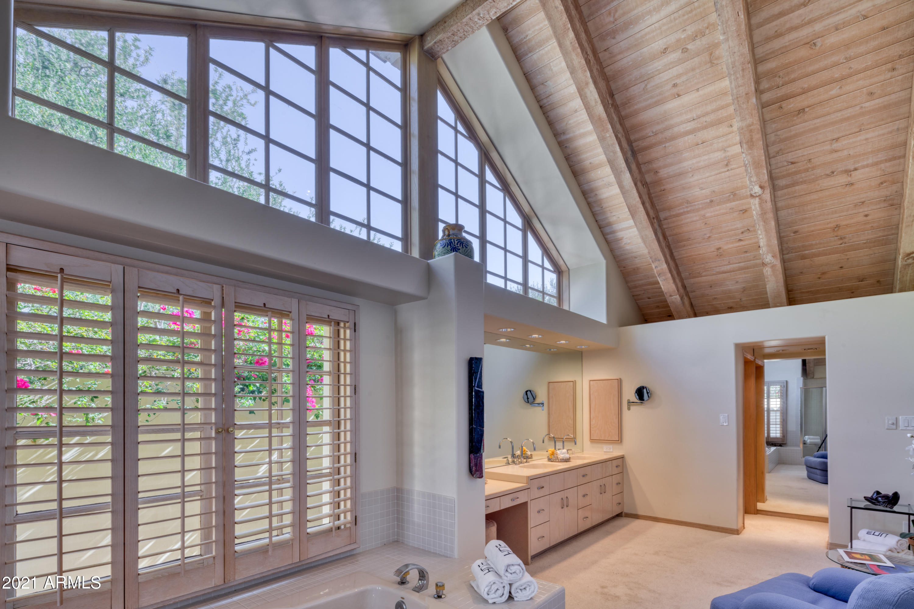 PARADISE HILLS - Residential