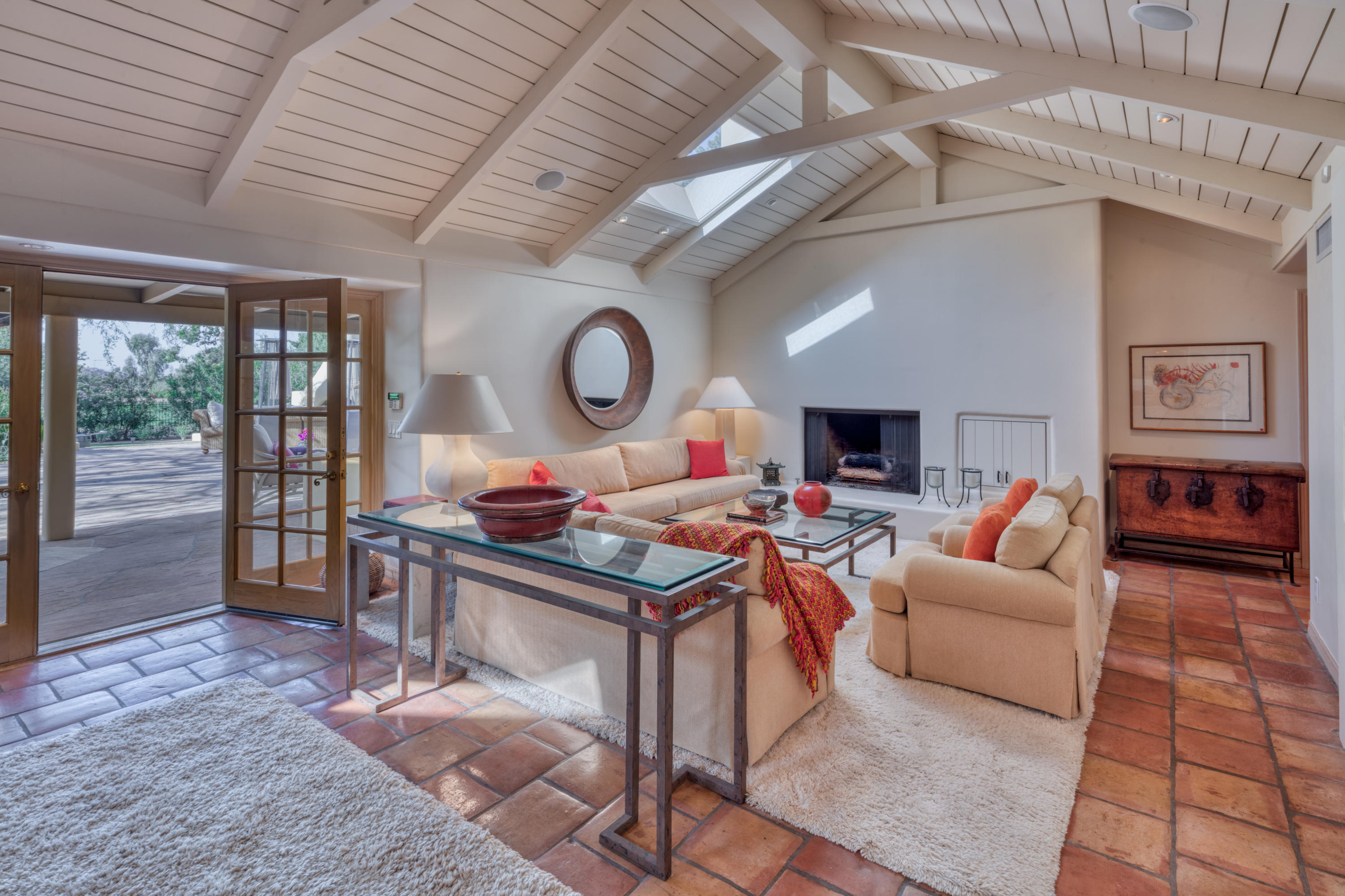 PARADISE HILLS - Residential