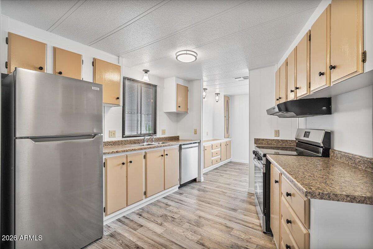 Sundial Mobile Home - Residential