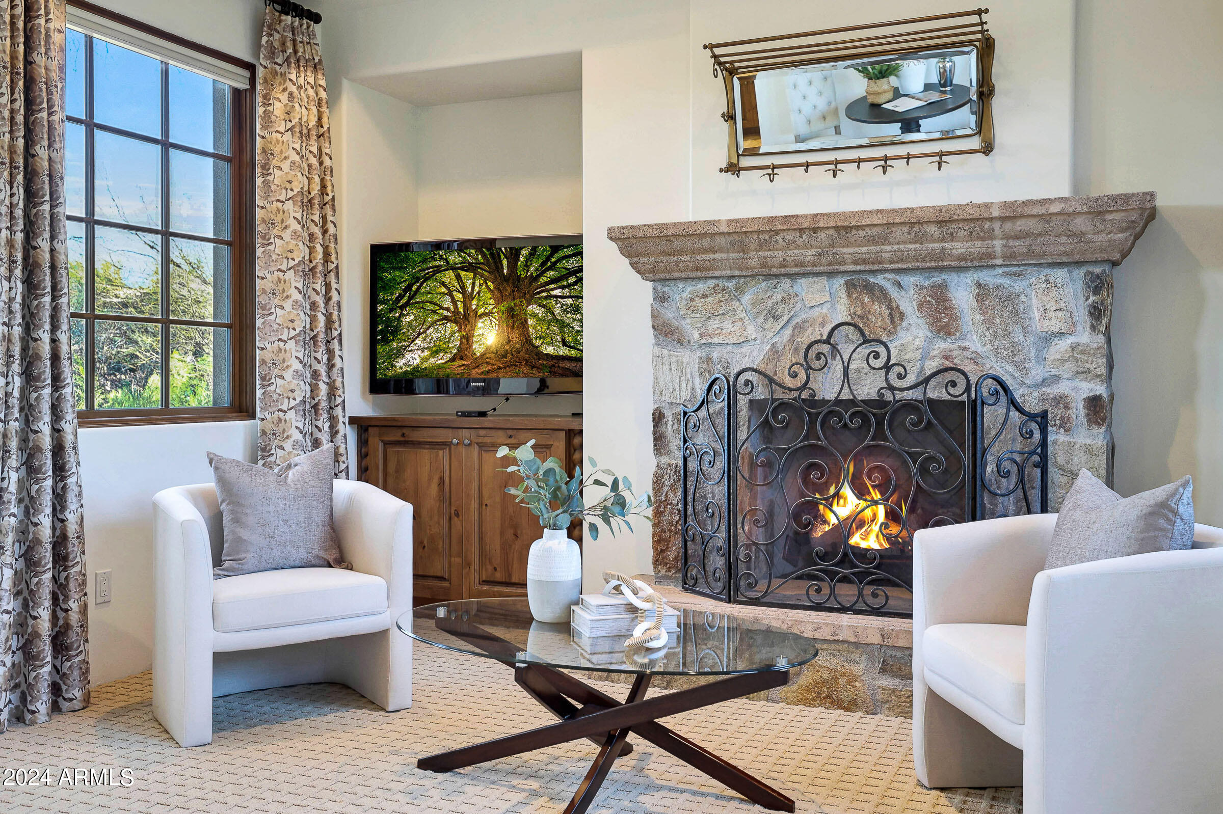 WHISPER ROCK UNIT 1 - Residential