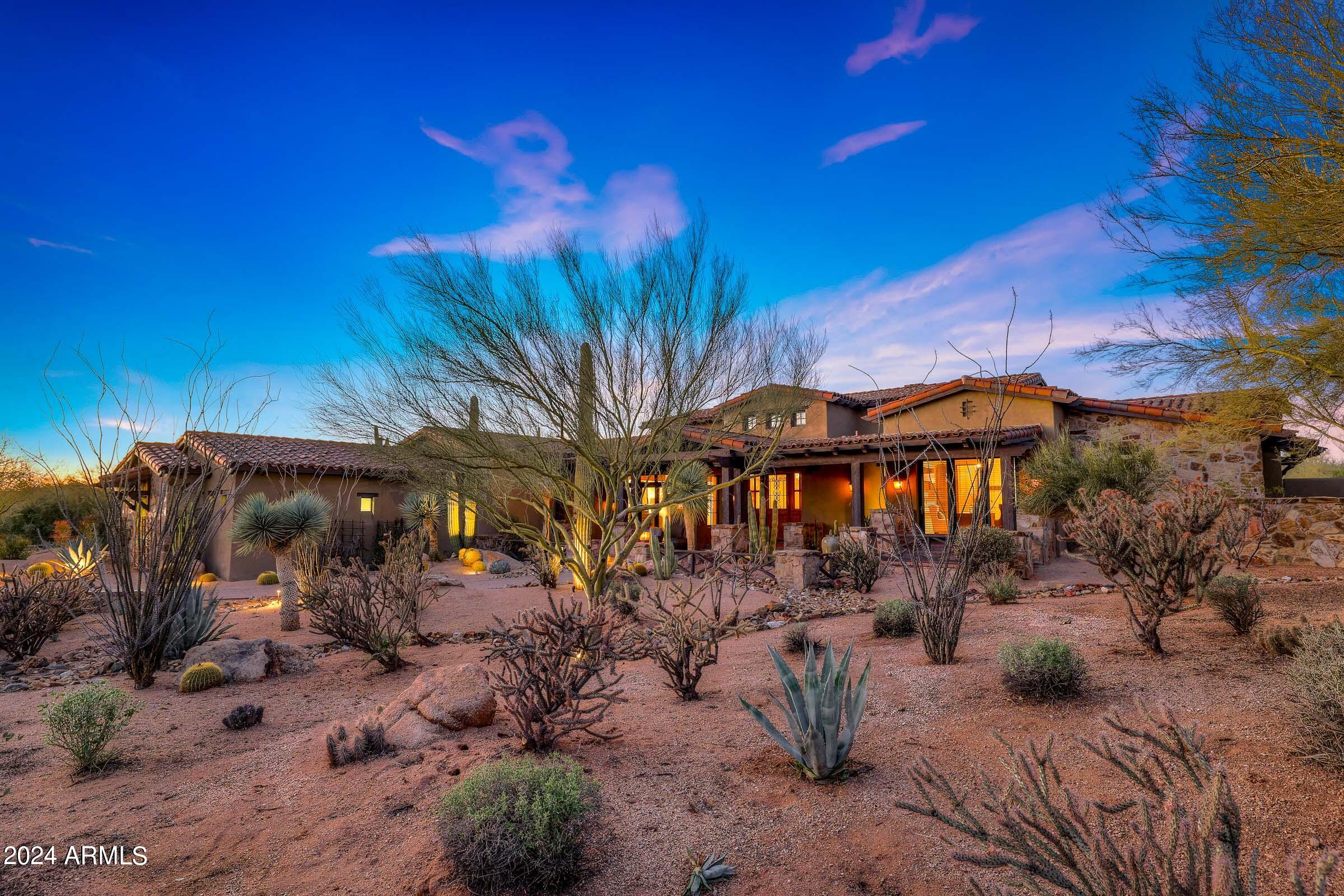 WHISPER ROCK UNIT 1 - Residential