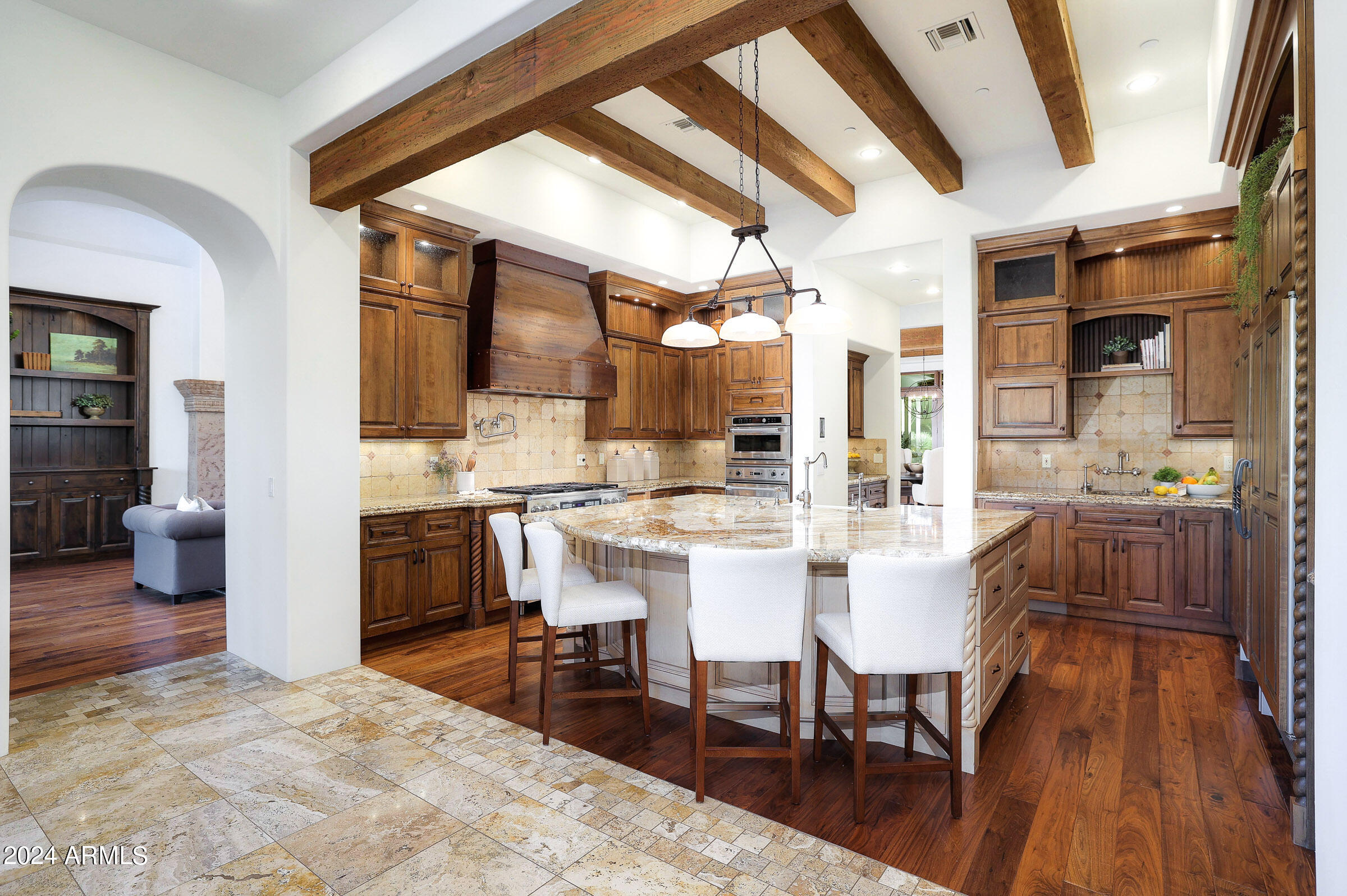 WHISPER ROCK UNIT 1 - Residential