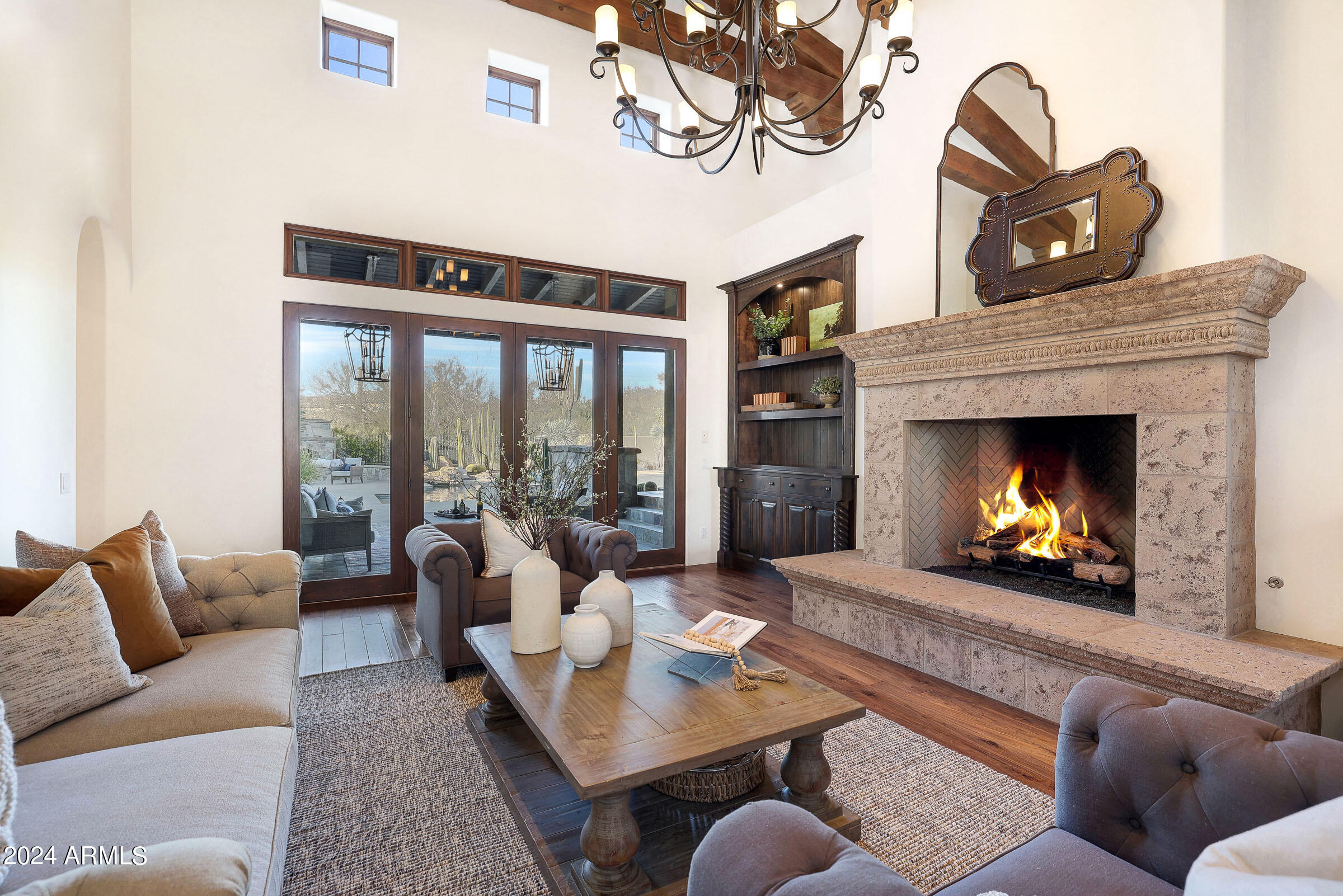 WHISPER ROCK UNIT 1 - Residential
