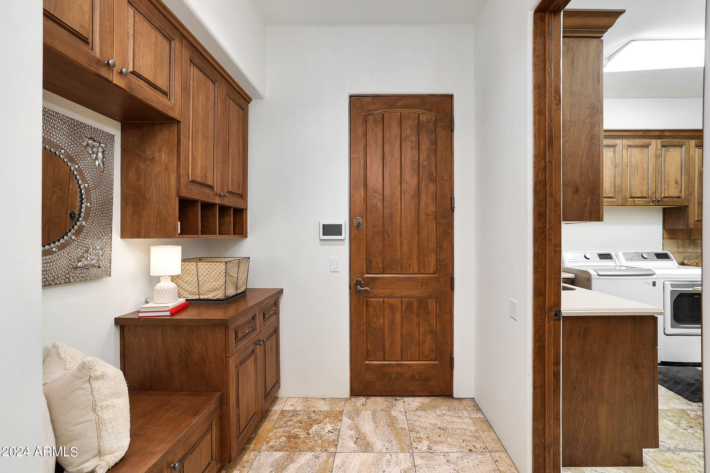 WHISPER ROCK UNIT 1 - Residential