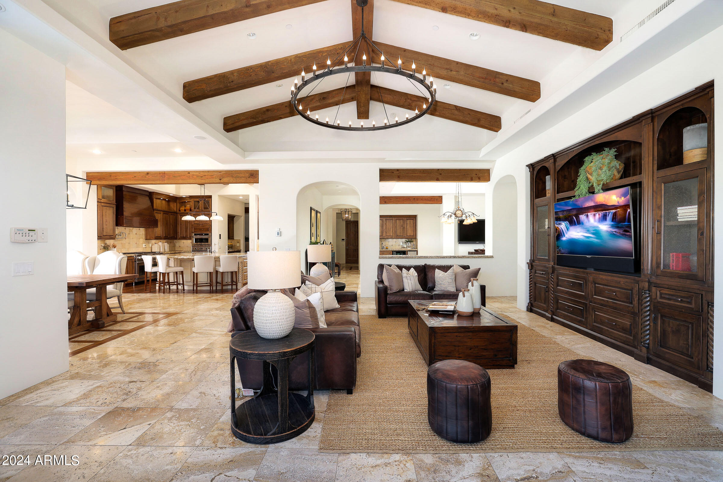 WHISPER ROCK UNIT 1 - Residential