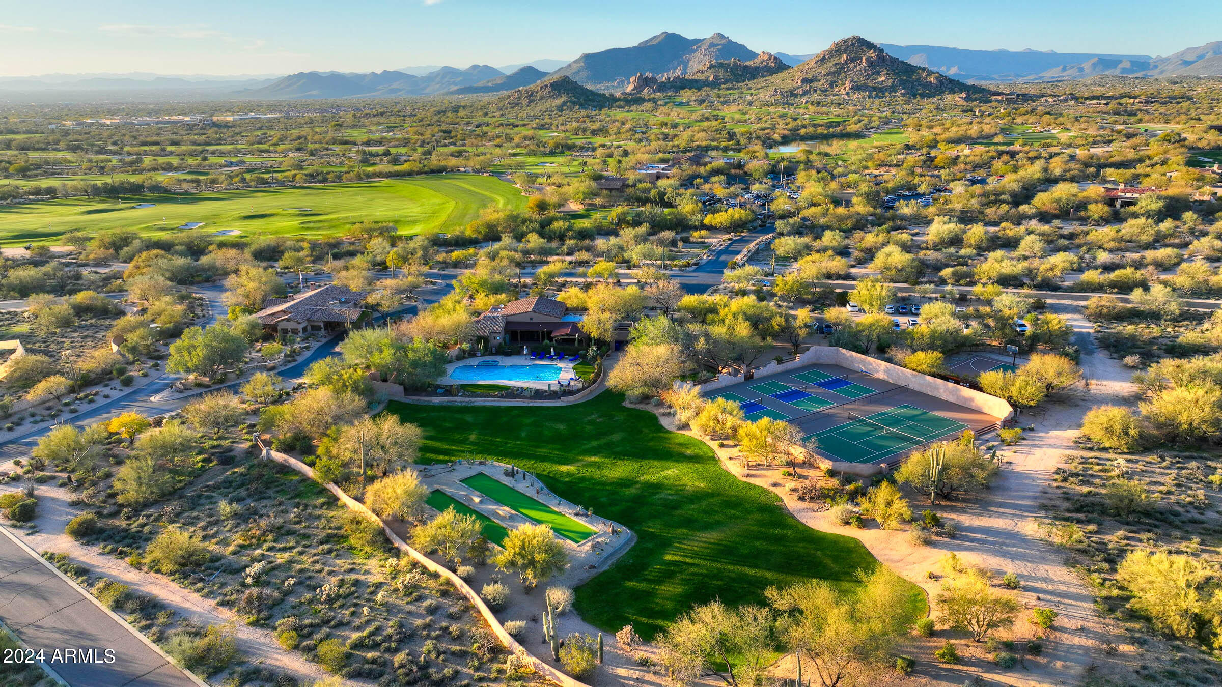 WHISPER ROCK UNIT 1 - Residential