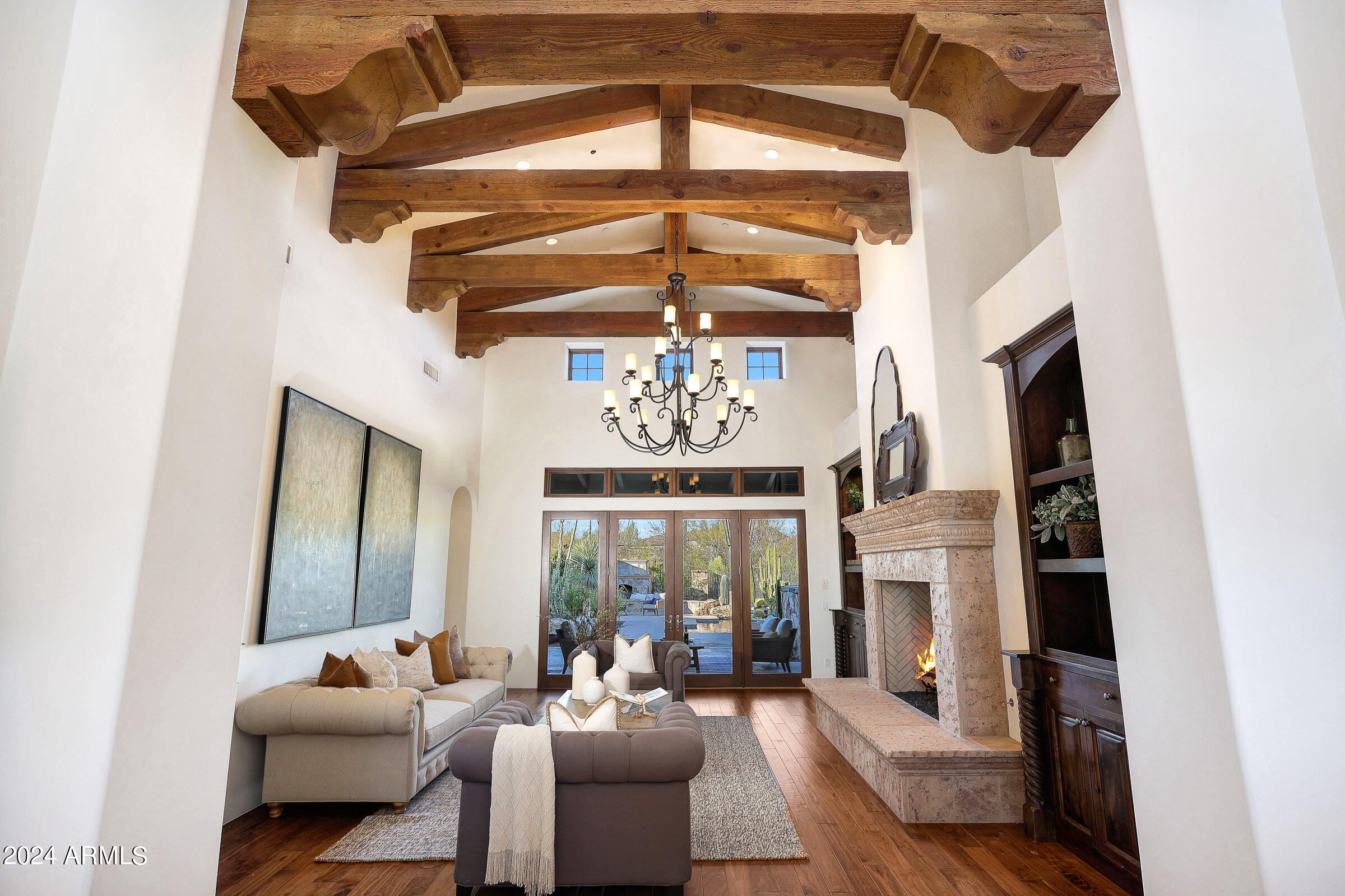 WHISPER ROCK UNIT 1 - Residential