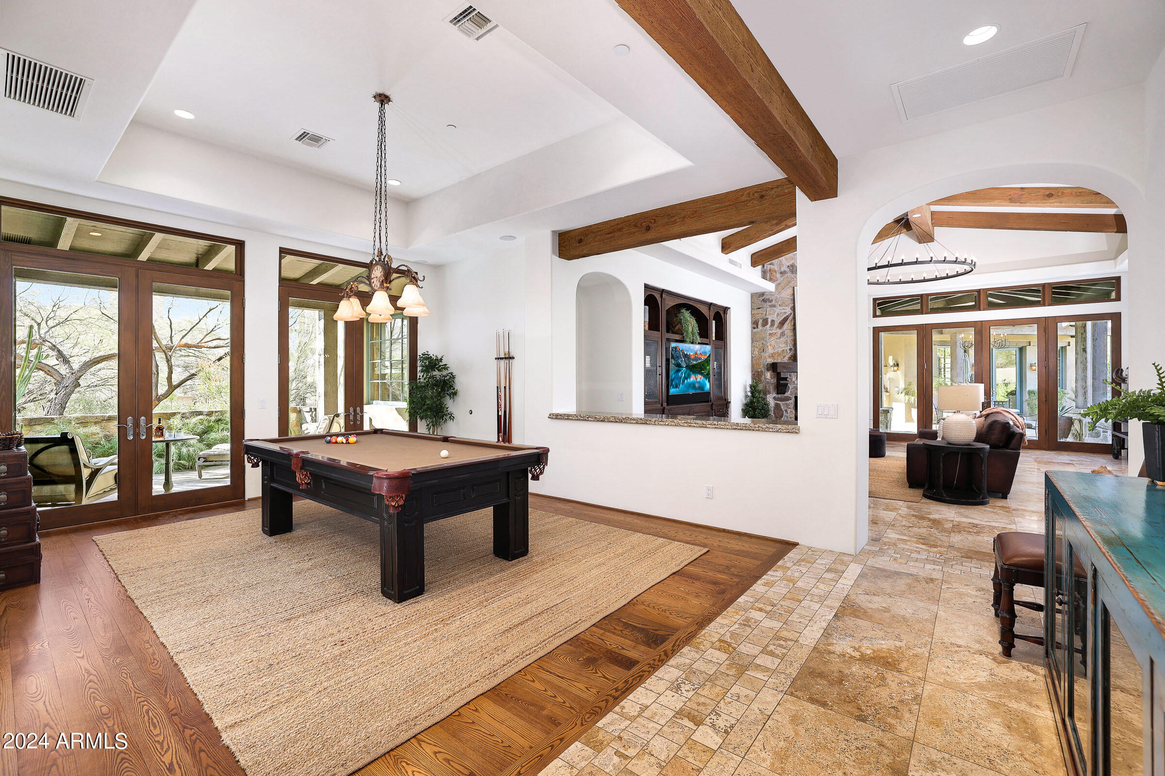 WHISPER ROCK UNIT 1 - Residential