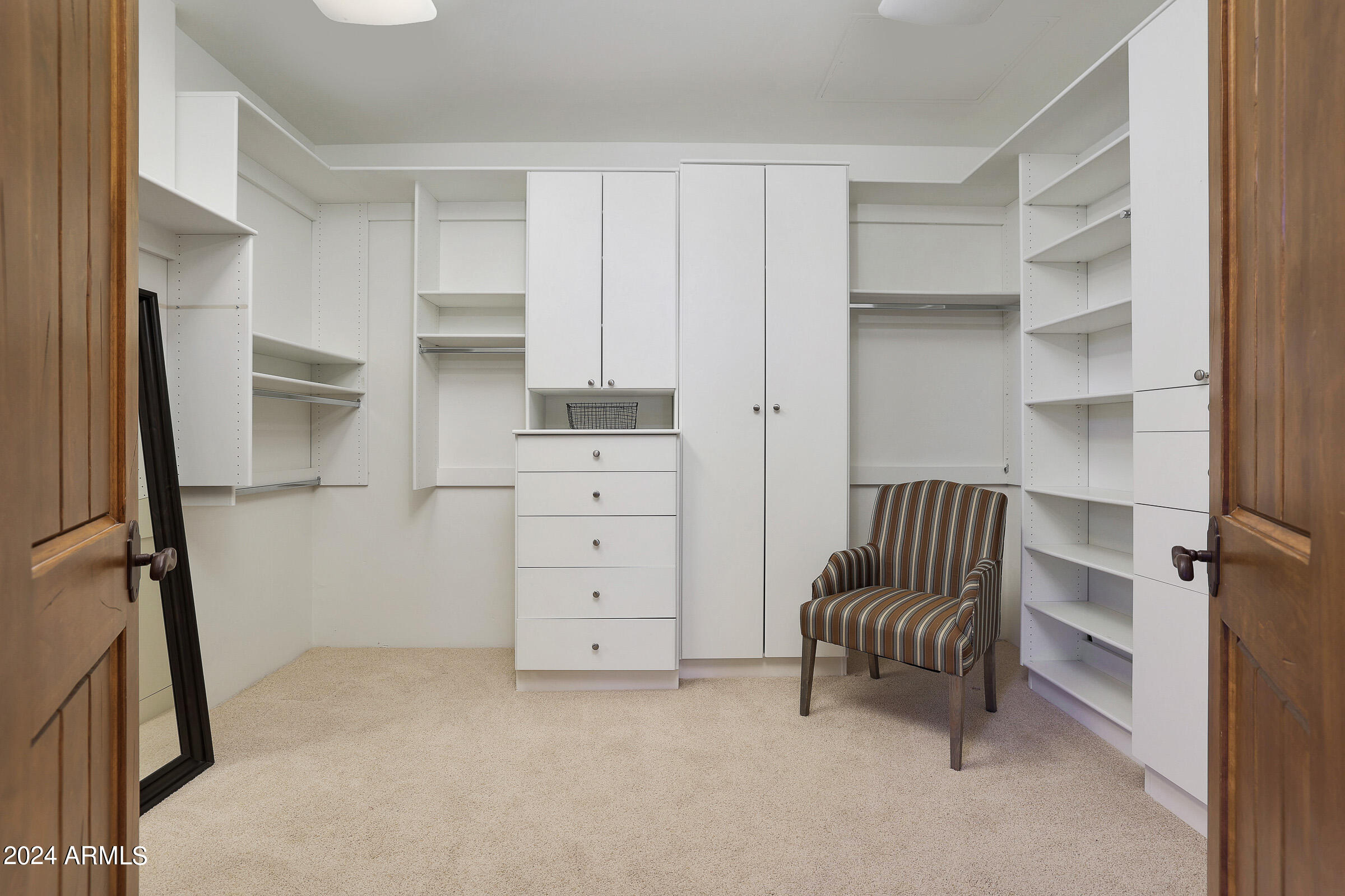 WHISPER ROCK UNIT 1 - Residential