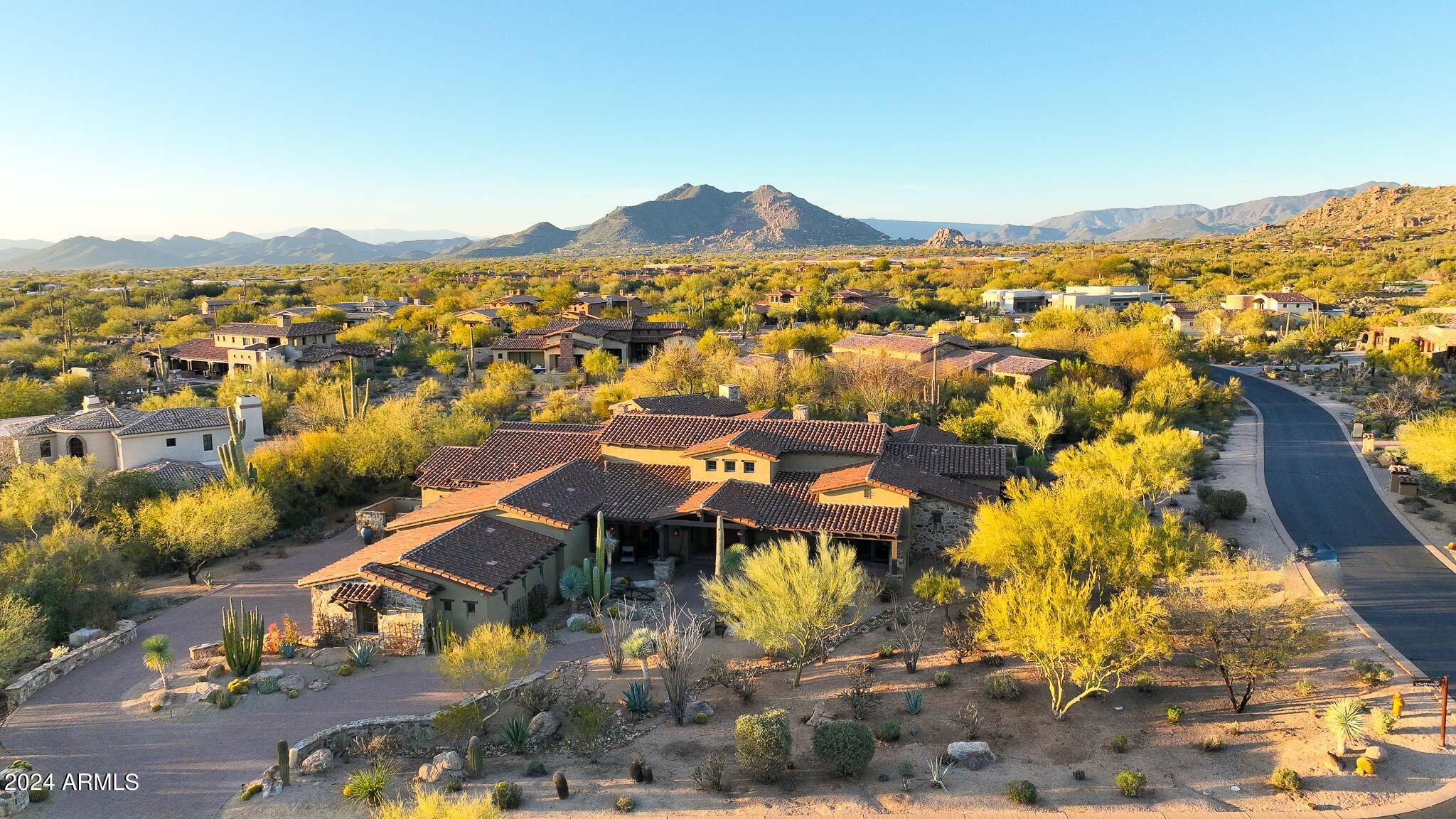 WHISPER ROCK UNIT 1 - Residential