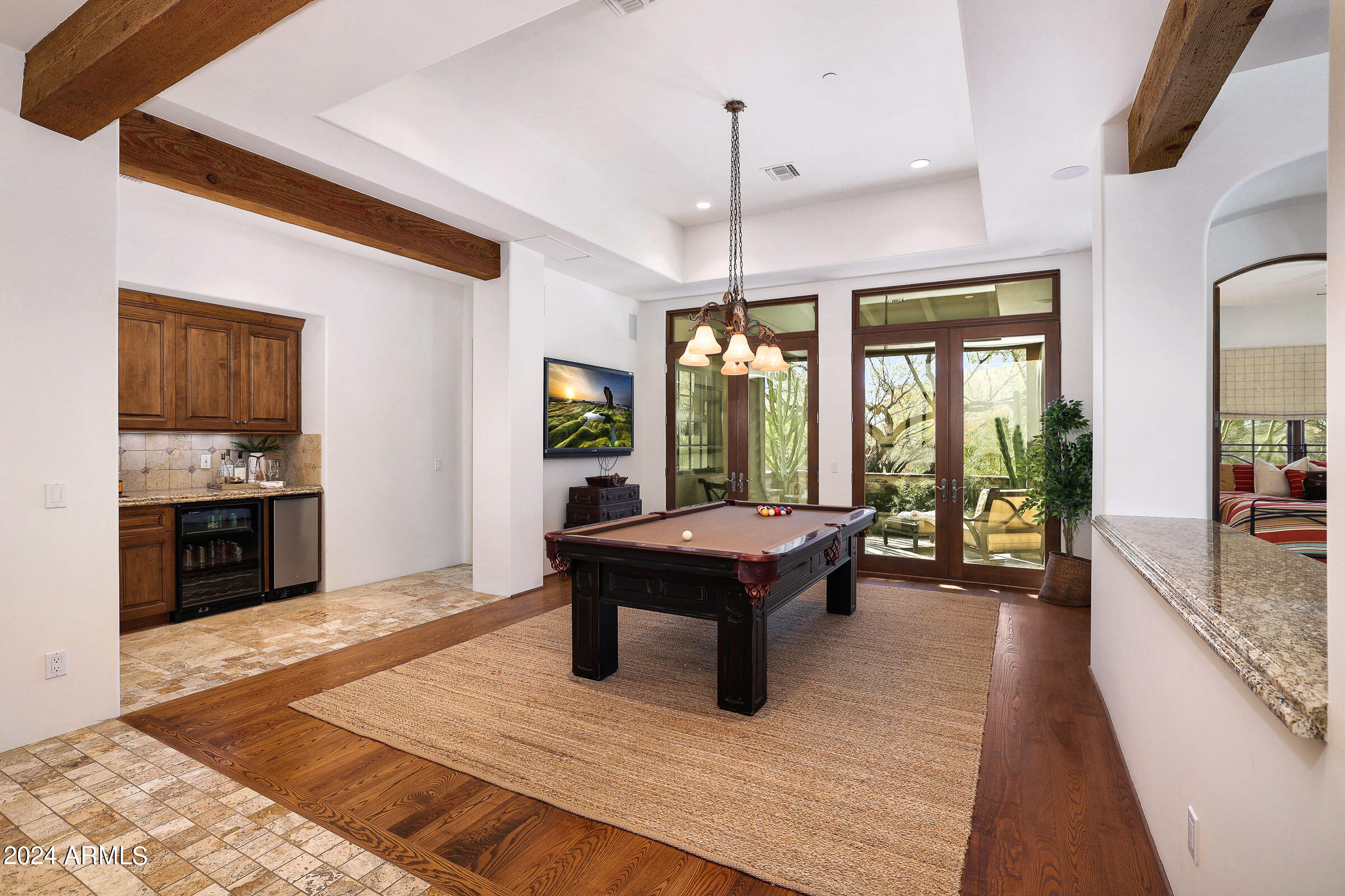 WHISPER ROCK UNIT 1 - Residential