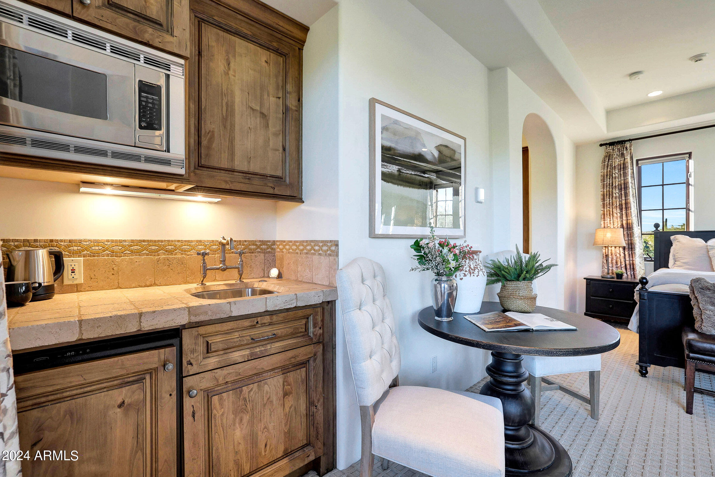WHISPER ROCK UNIT 1 - Residential