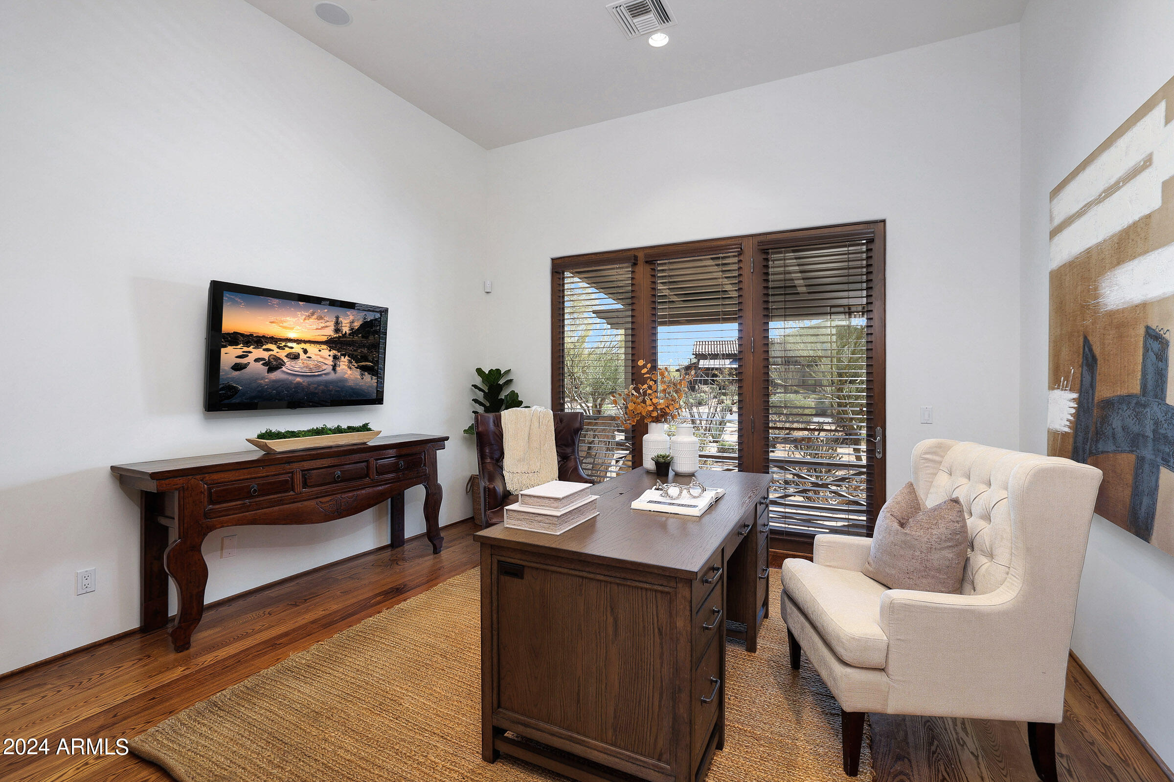 WHISPER ROCK UNIT 1 - Residential