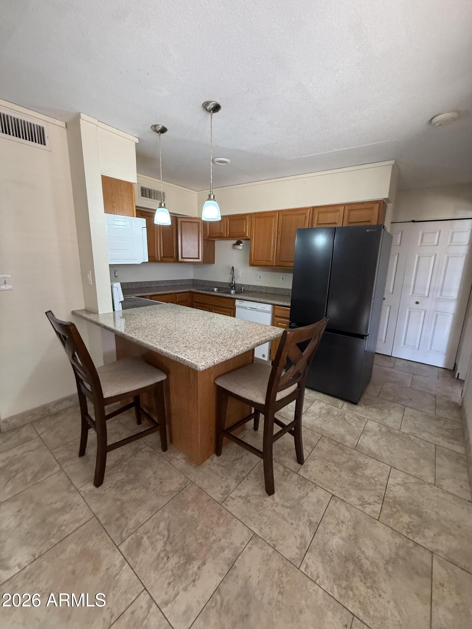 AMD ARIZONA CITY UNIT FIVE - Residential