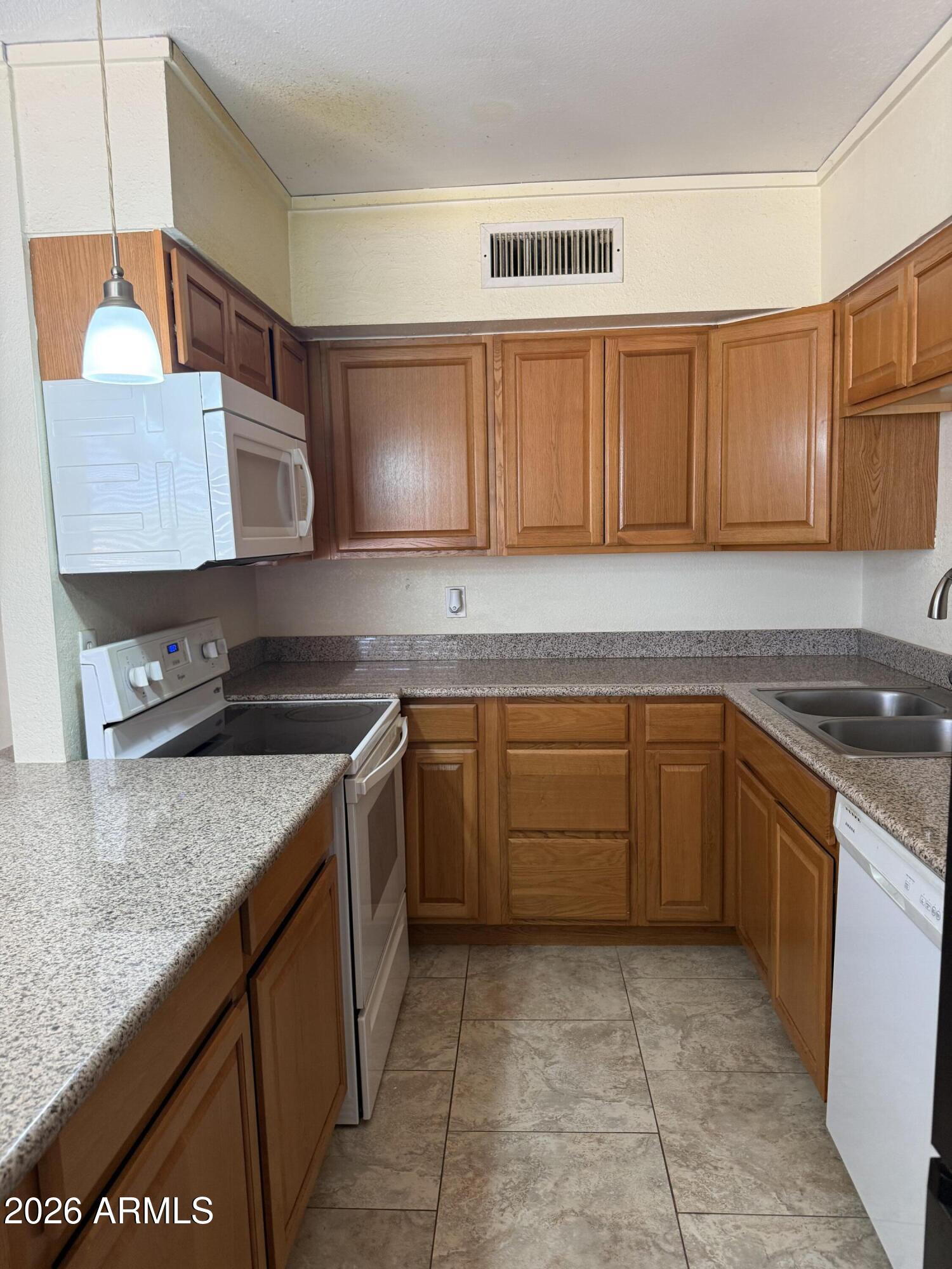 AMD ARIZONA CITY UNIT FIVE - Residential