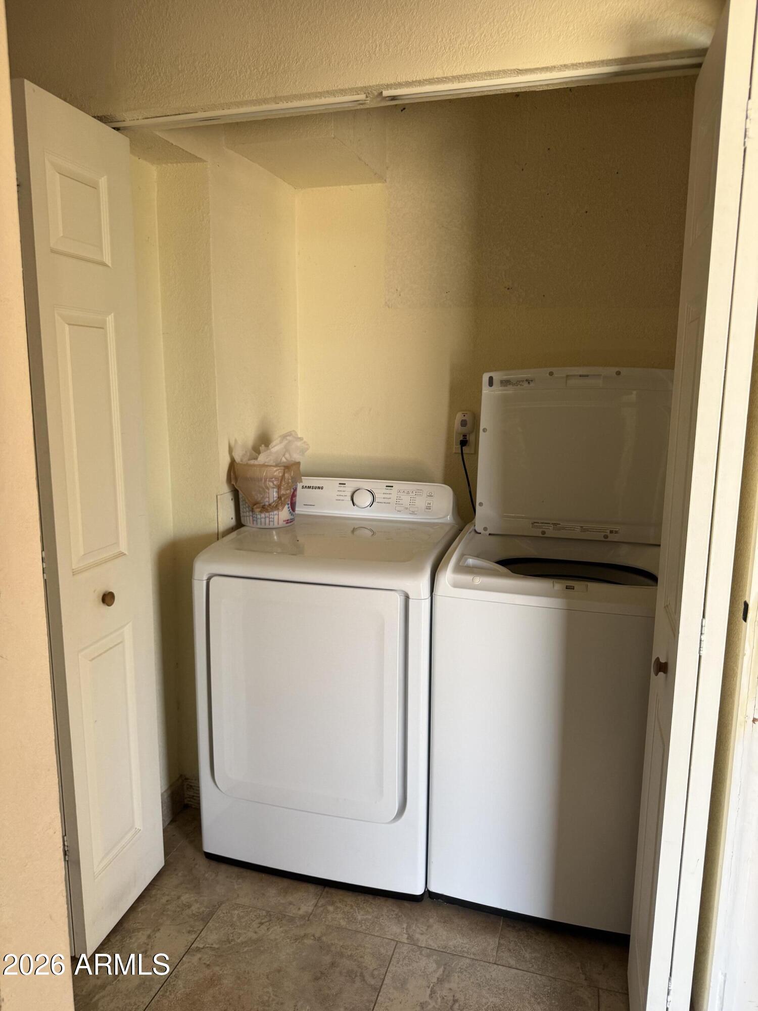 AMD ARIZONA CITY UNIT FIVE - Residential