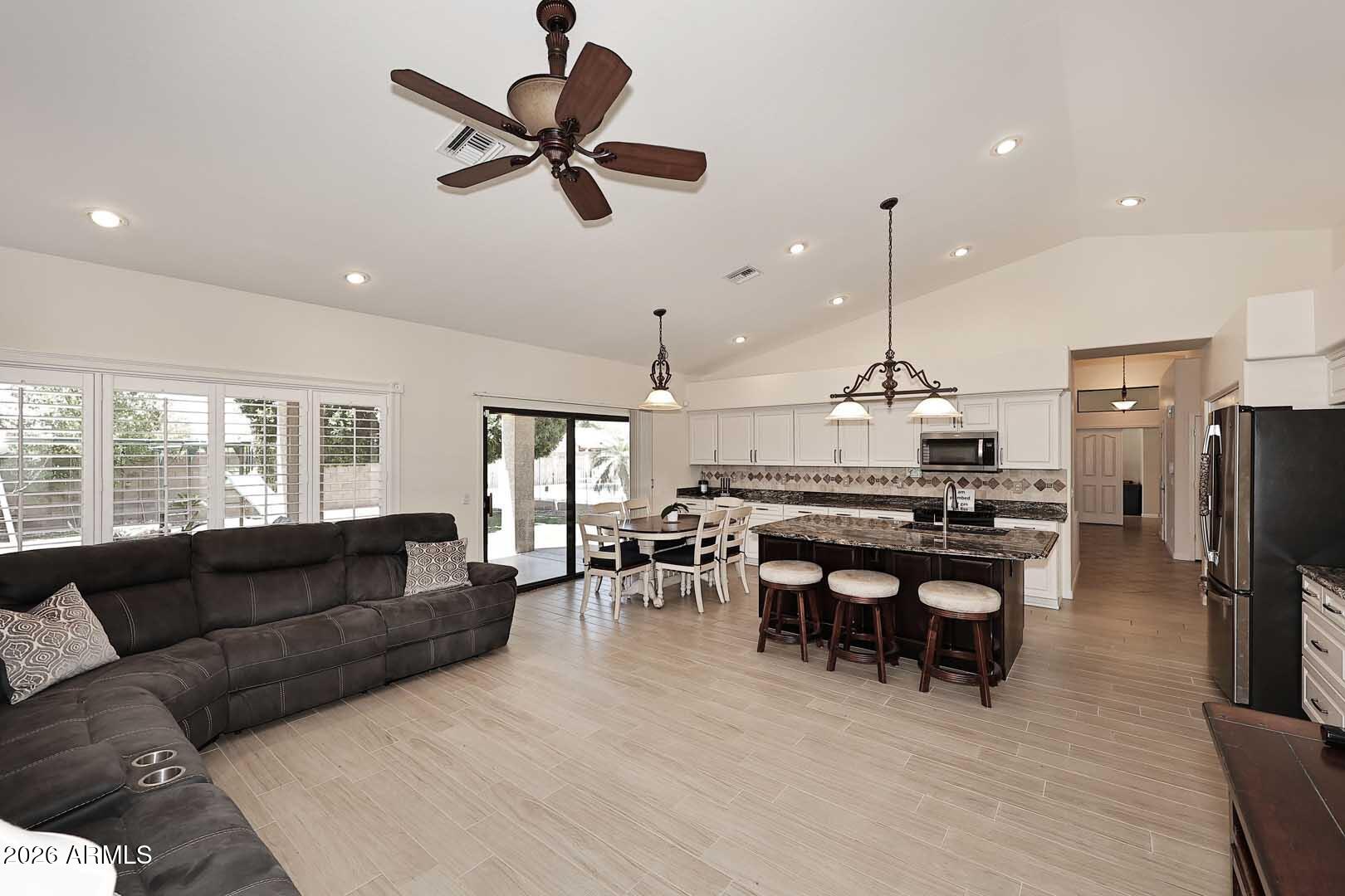 WYNDHAM PLACE - Residential