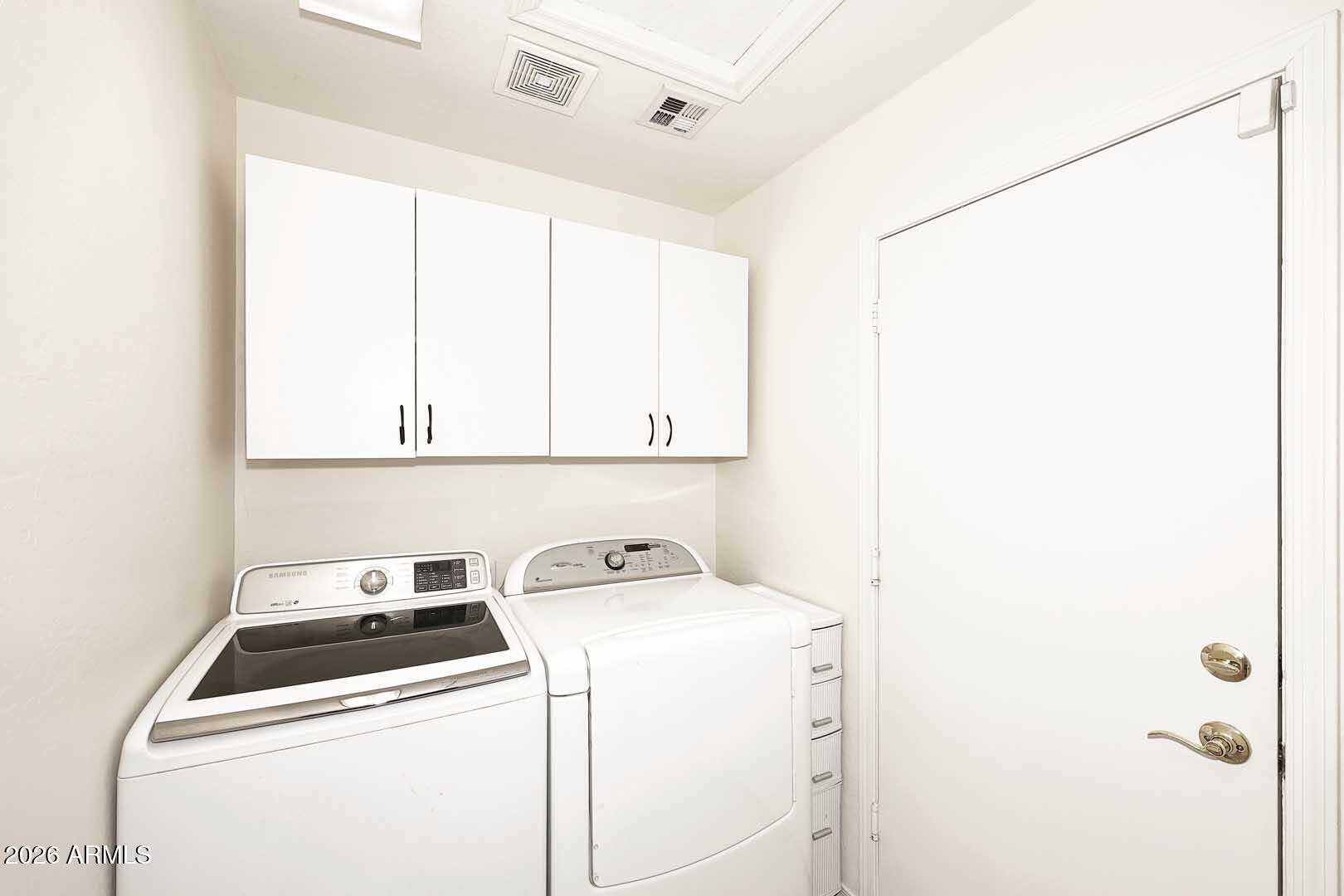 WYNDHAM PLACE - Residential