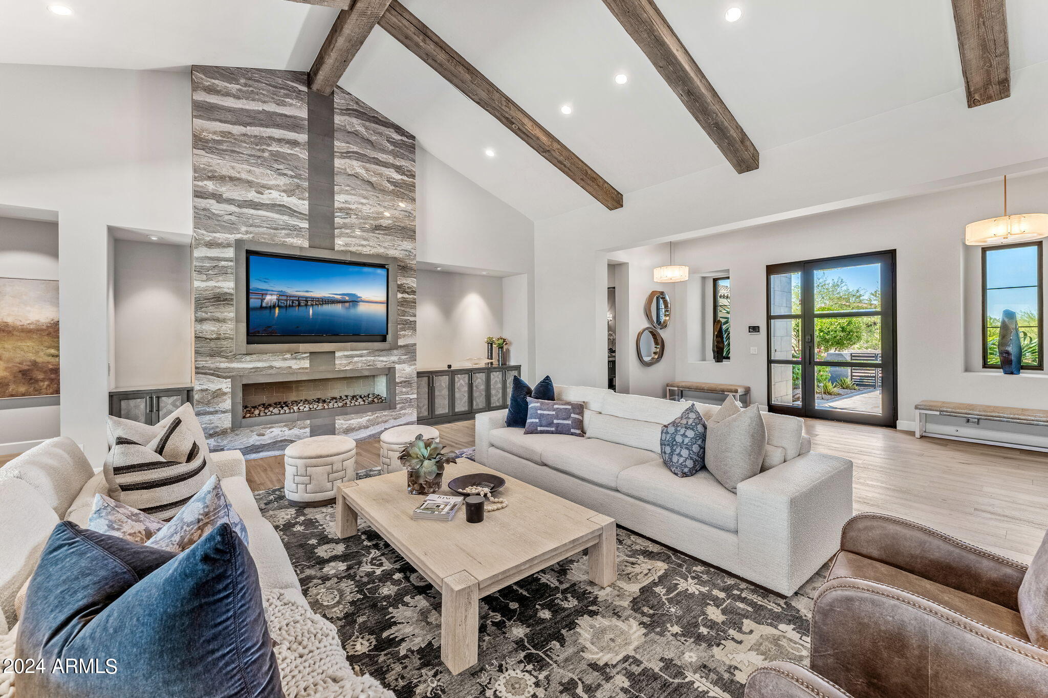 MIRABEL Club - Residential