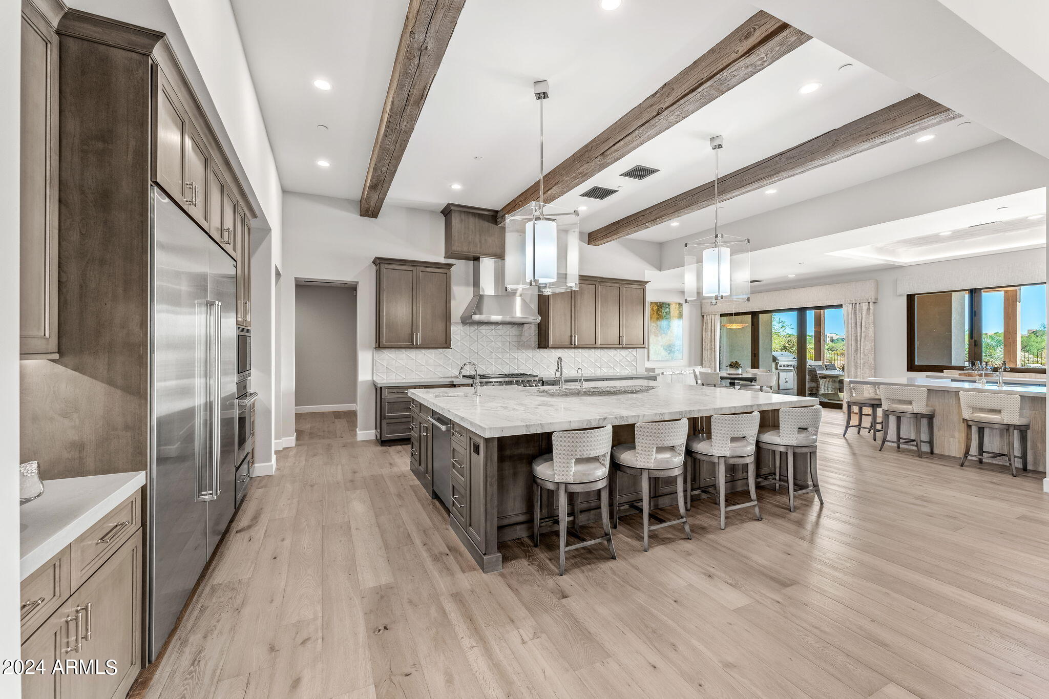 MIRABEL Club - Residential