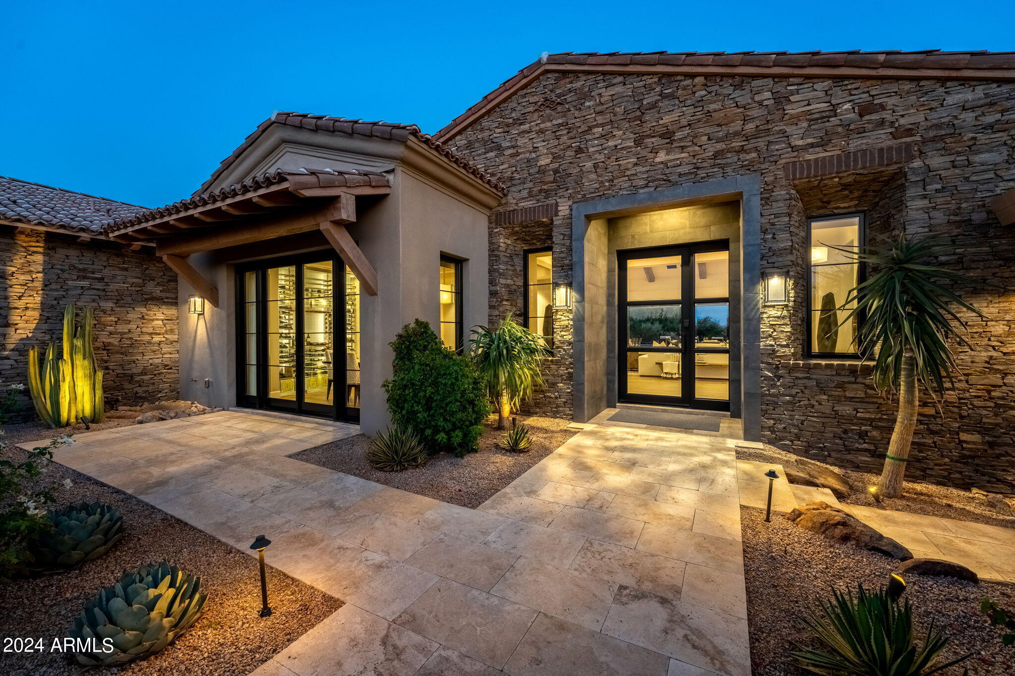MIRABEL Club - Residential