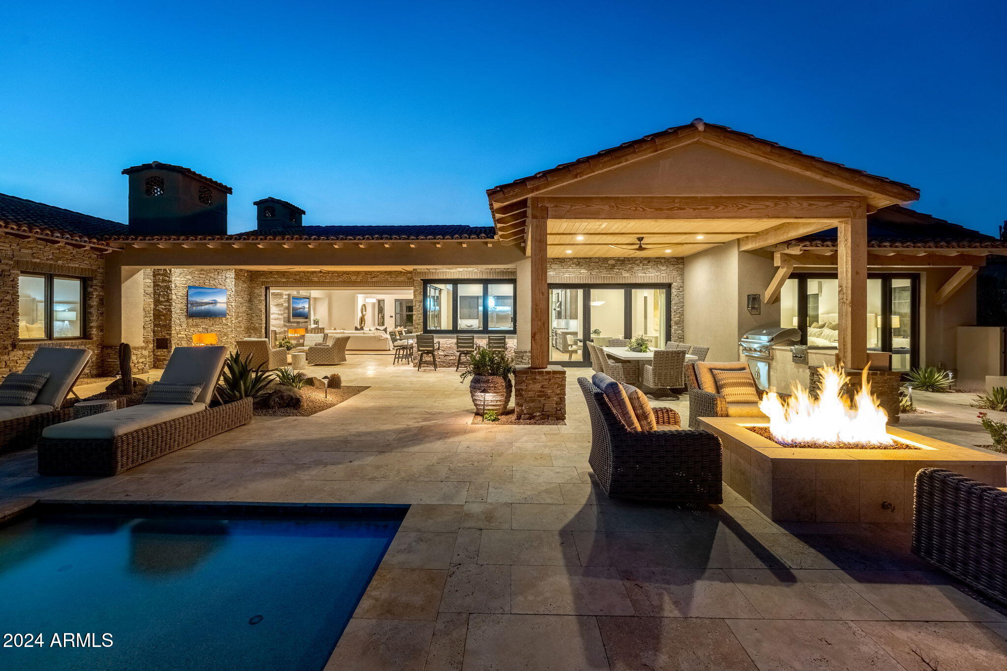 MIRABEL Club - Residential