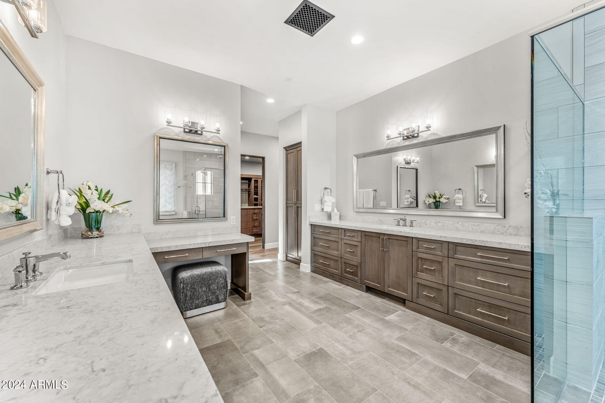 MIRABEL Club - Residential