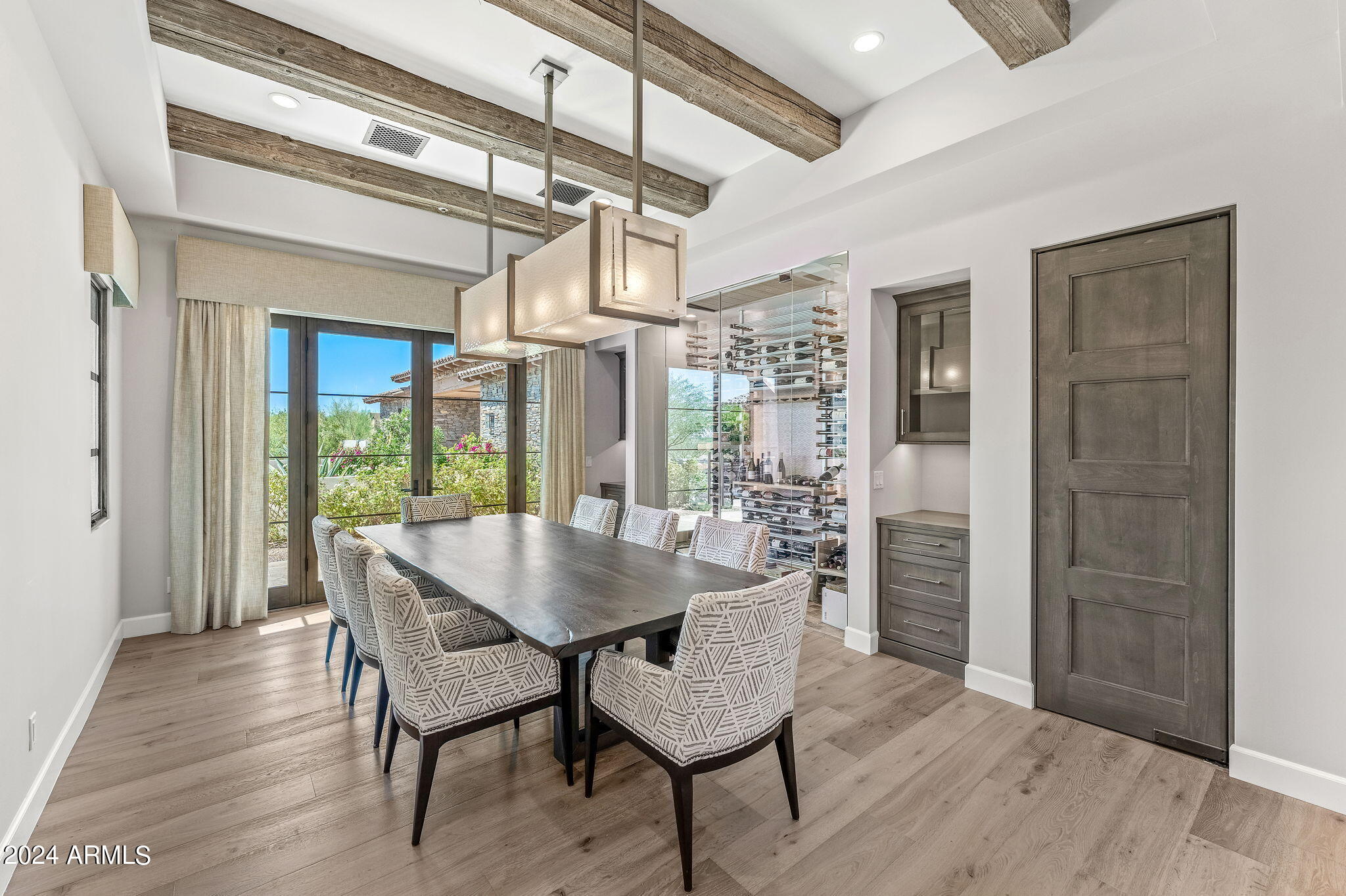 MIRABEL Club - Residential