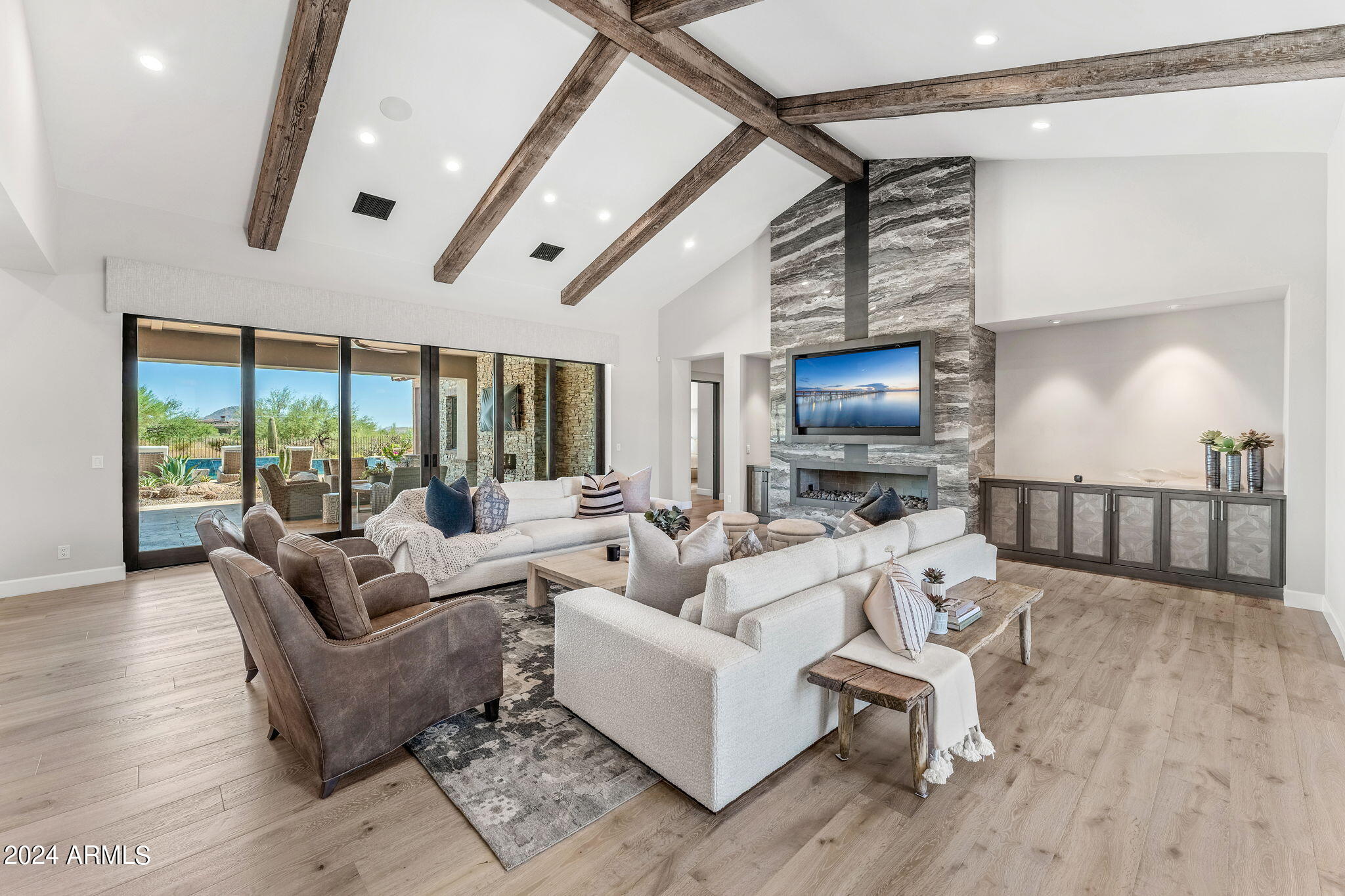MIRABEL Club - Residential