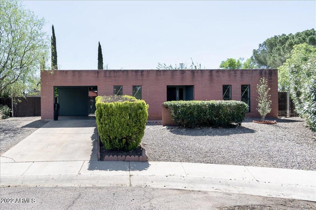 Adorable 3 bed, 2 bath home! Home is located on a cul-de-sac and sits on a LARGE lot.  Tile throughout home, NO carpet. New interior paint throughout home, updated light fixtures and fans, new exterior paint on wood, roof has been serviced by licensed roofer with 2 year warranty,  storage on site. Come see this one!