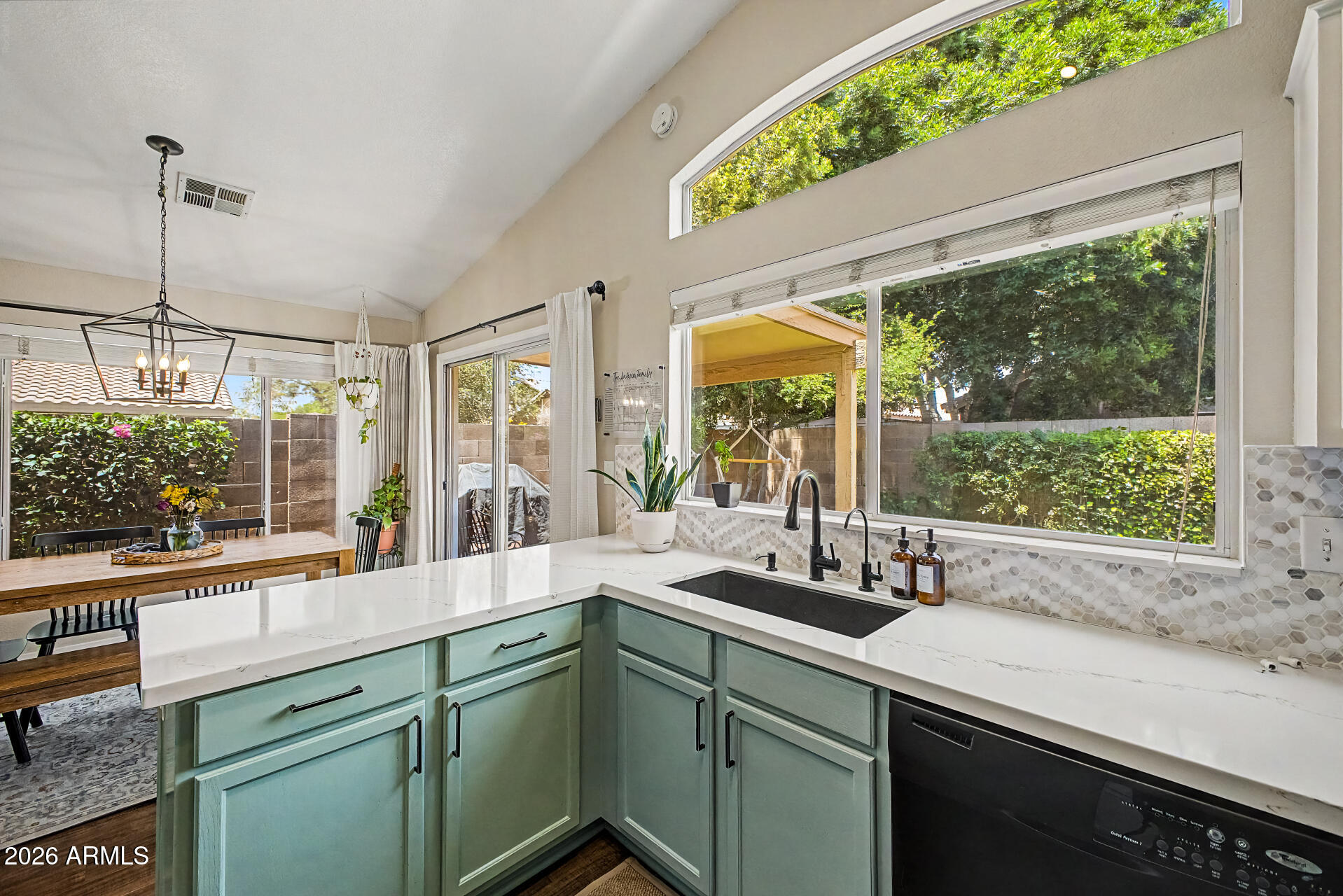 CRYSTAL CREEK - Residential