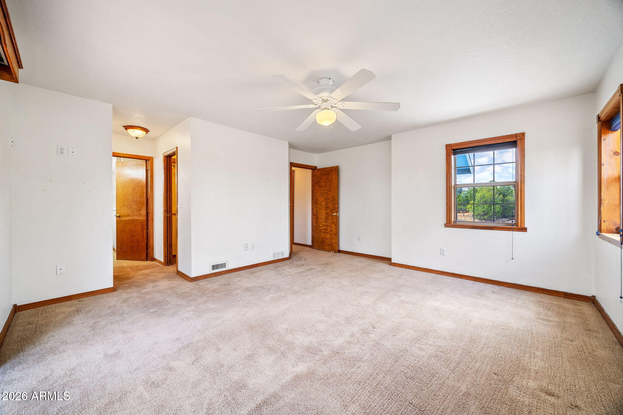 COUNTRY CLUB MANOR UNIT 2 - Residential