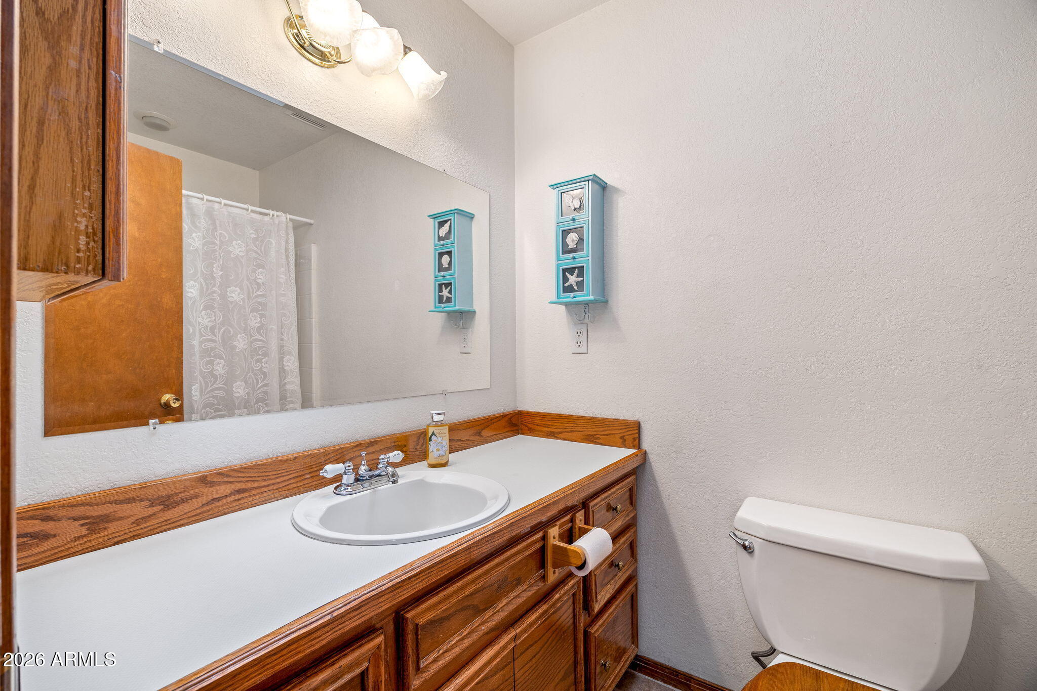 COUNTRY CLUB MANOR UNIT 2 - Residential