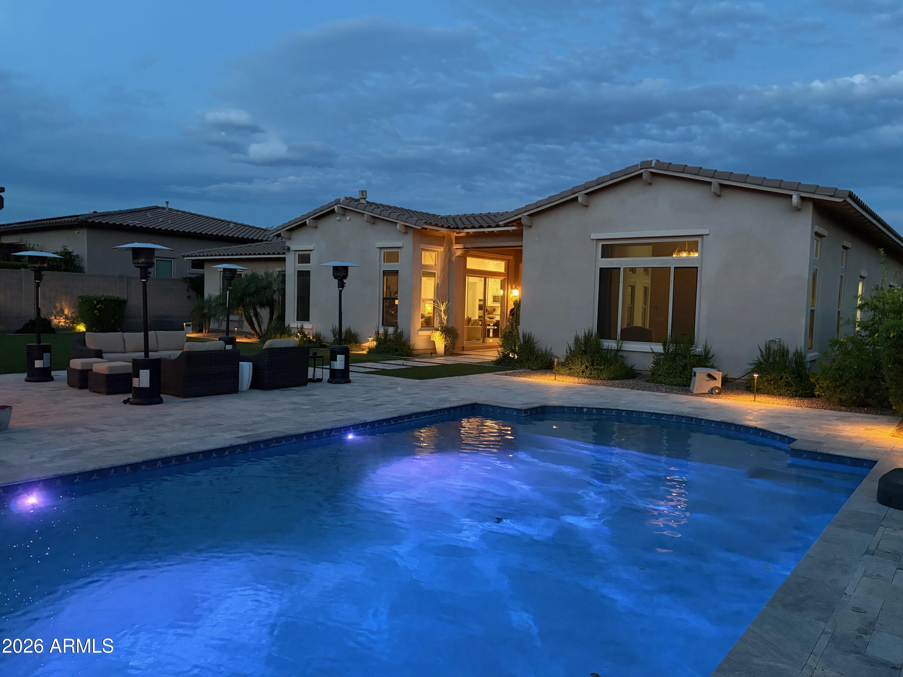 DESERT RIDGE SUPERBLOCK 7 NORTH PARCEL 4 - Residential