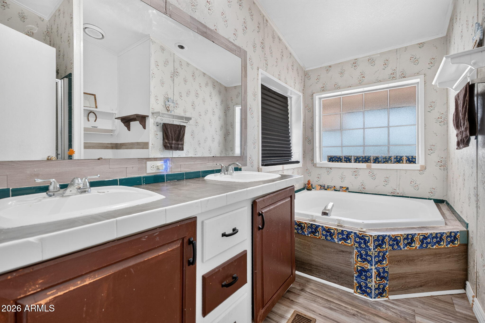 MOUNTAIN VIEW RANCHOS 4 - Residential
