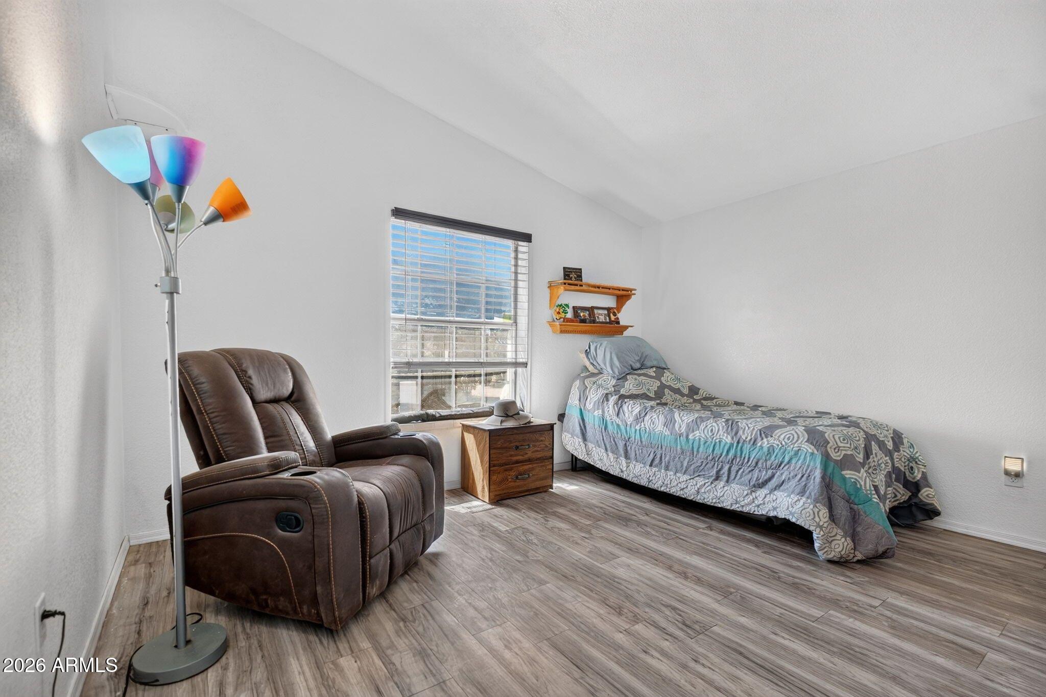 MOUNTAIN VIEW RANCHOS 4 - Residential