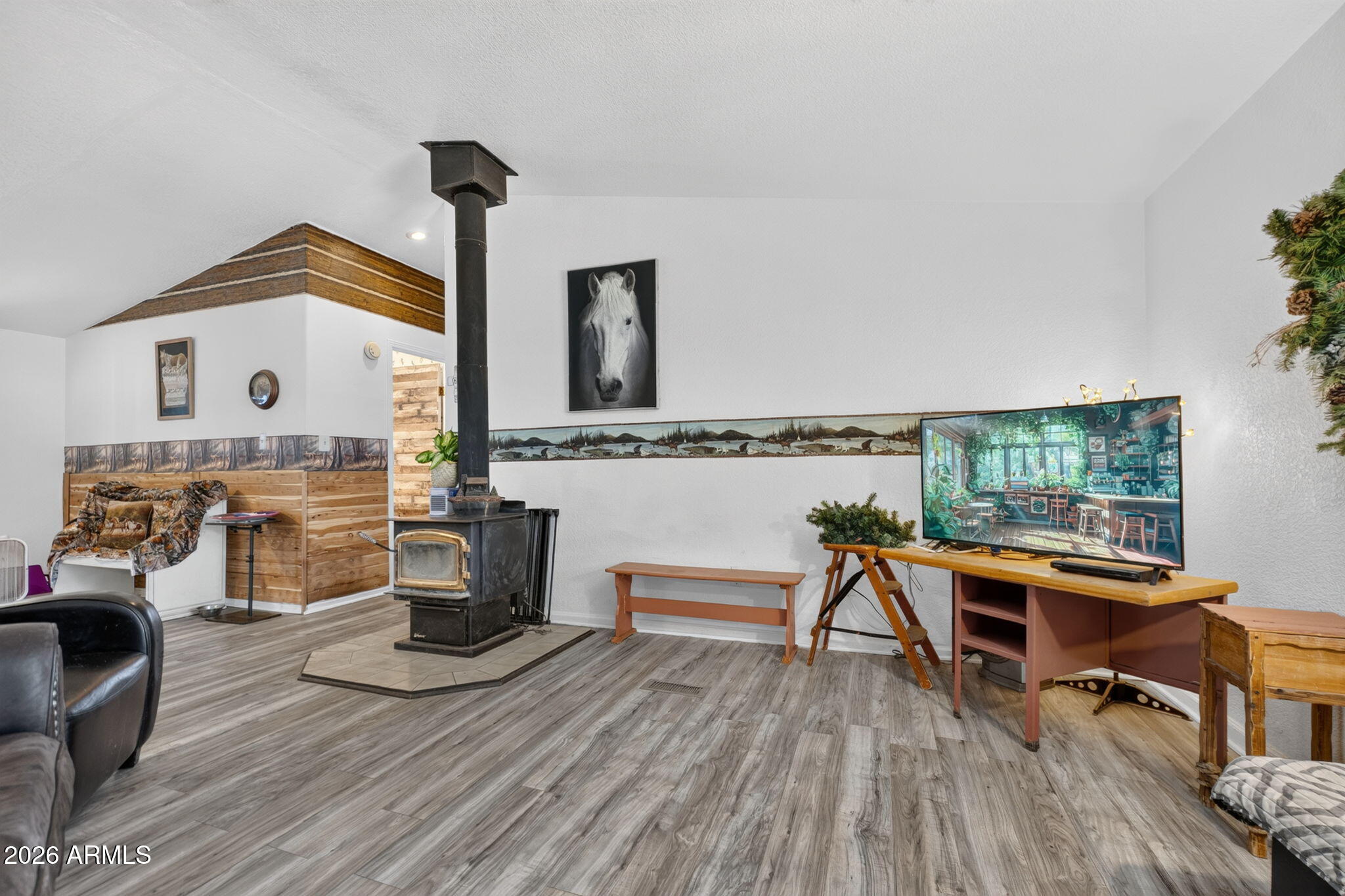 MOUNTAIN VIEW RANCHOS 4 - Residential