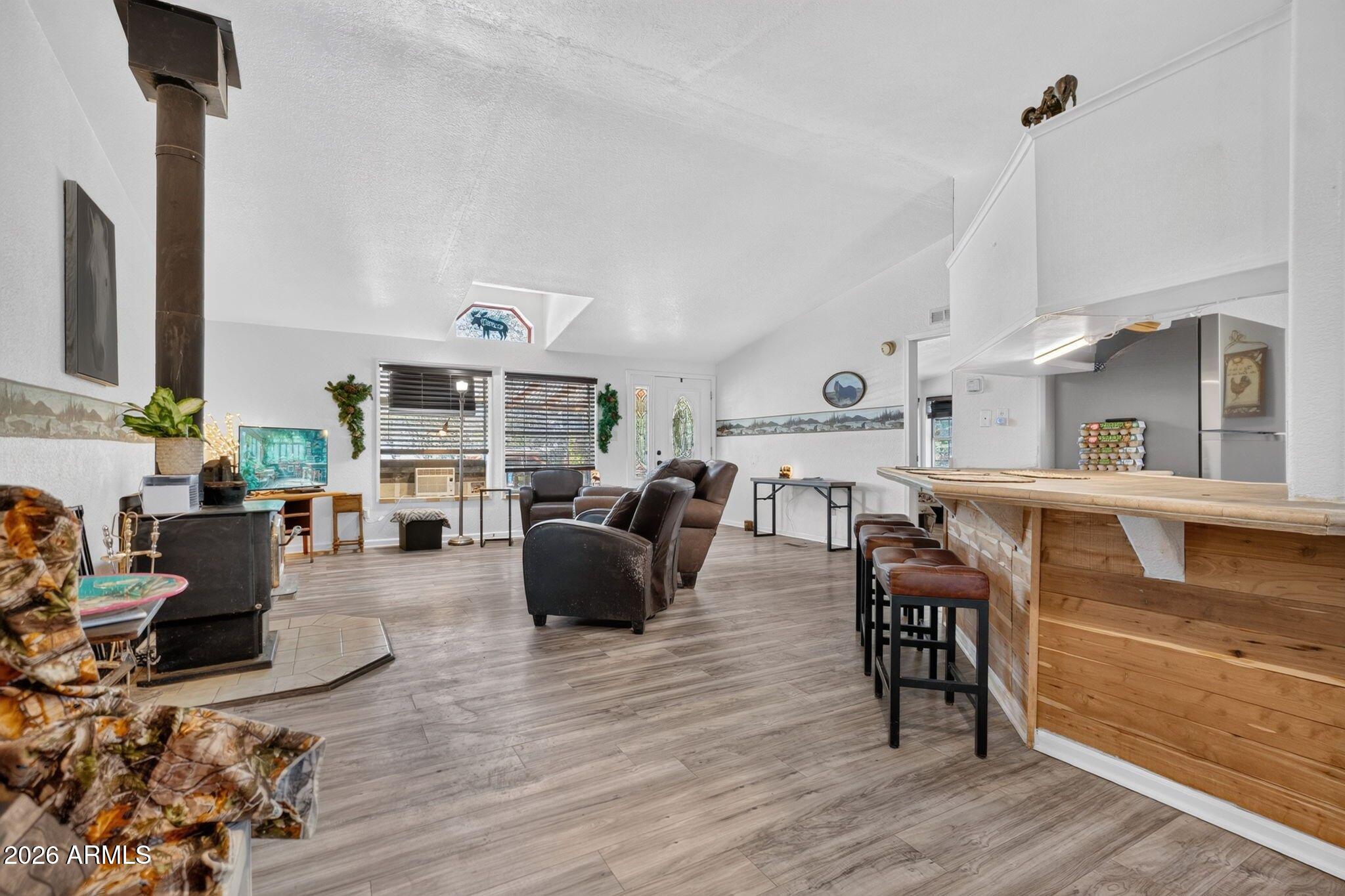 MOUNTAIN VIEW RANCHOS 4 - Residential