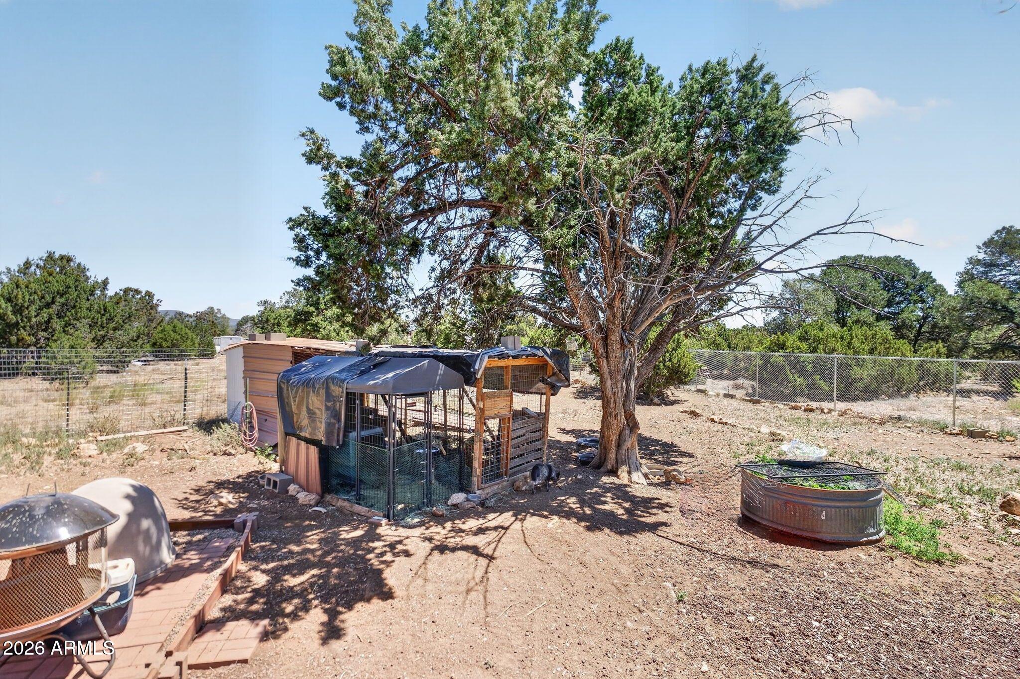MOUNTAIN VIEW RANCHOS 4 - Residential