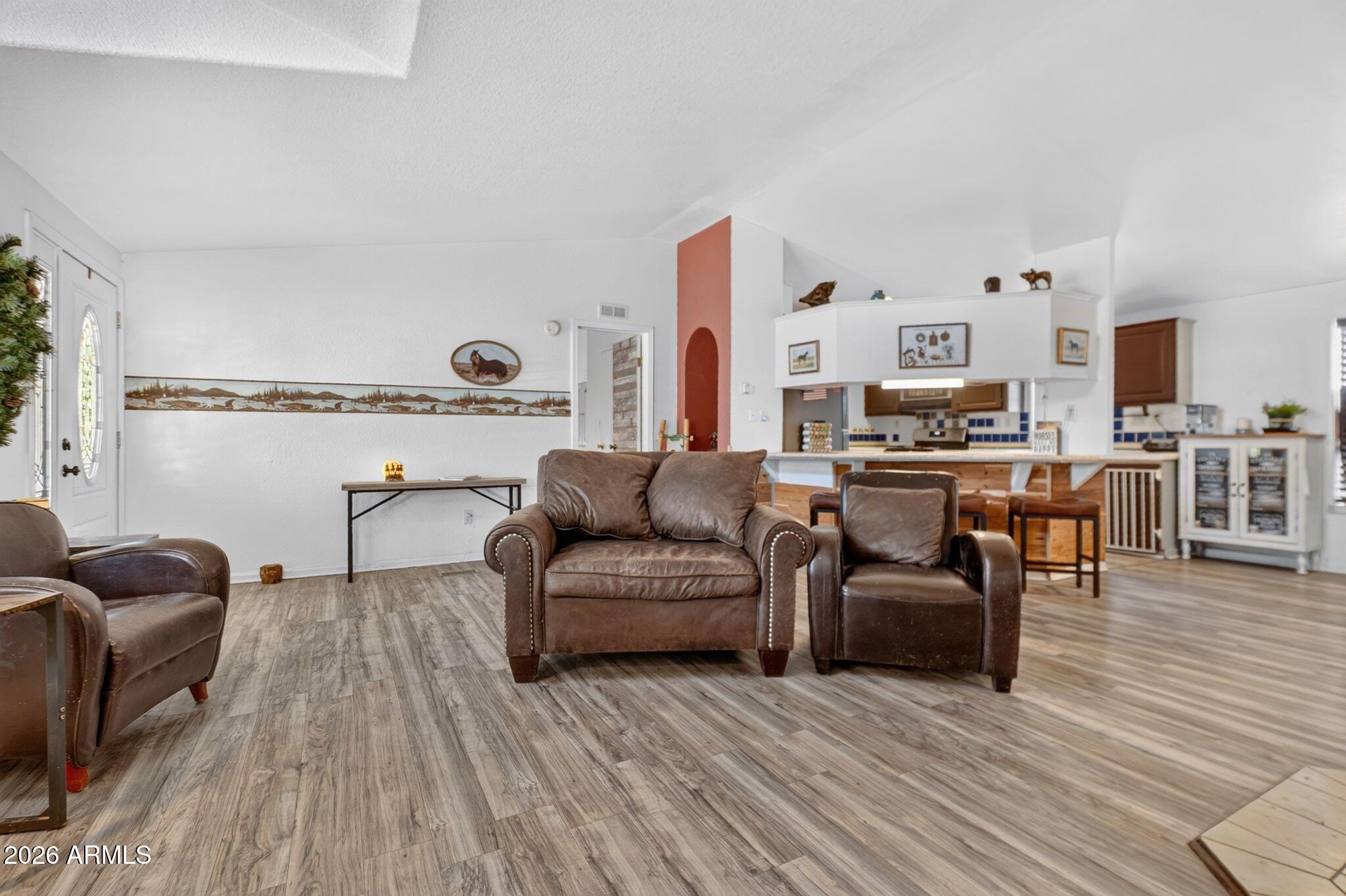 MOUNTAIN VIEW RANCHOS 4 - Residential