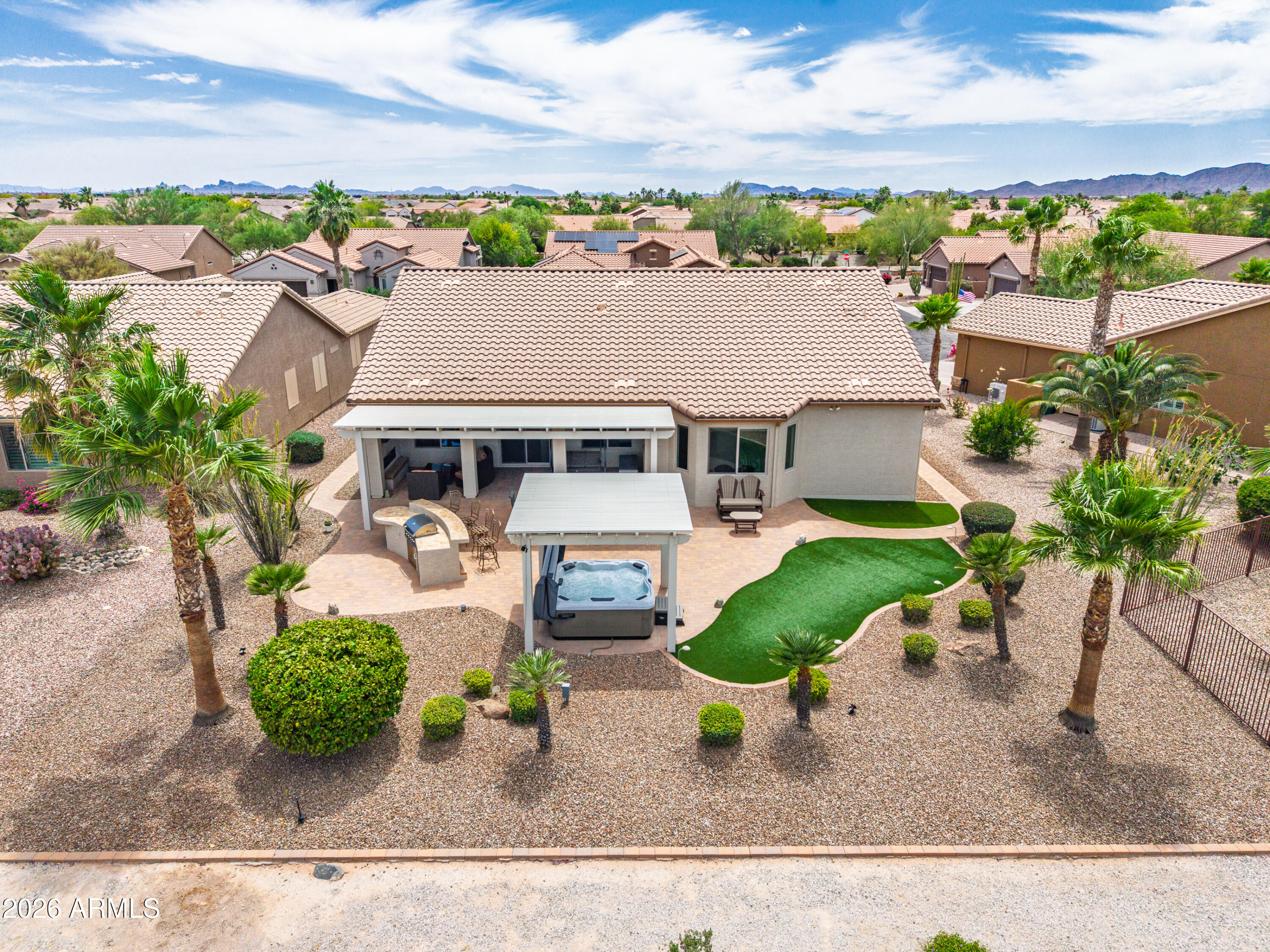 ROBSON RANCH - Residential